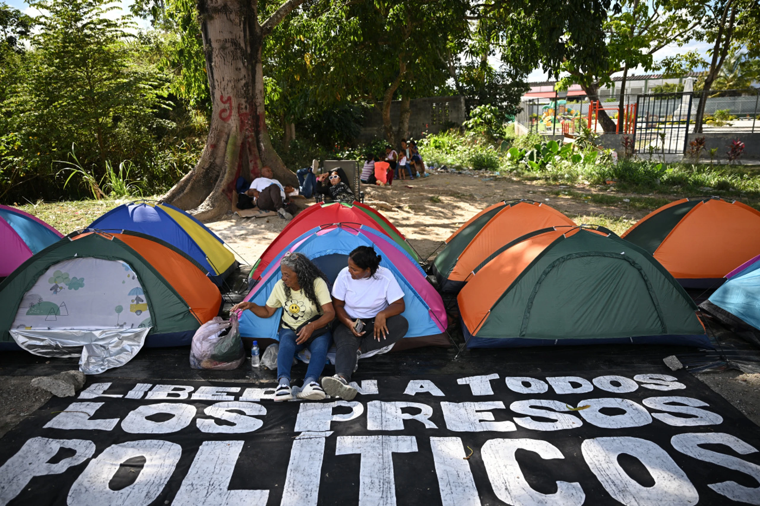 Familien warten auf die Freilassung politischer Gefangener