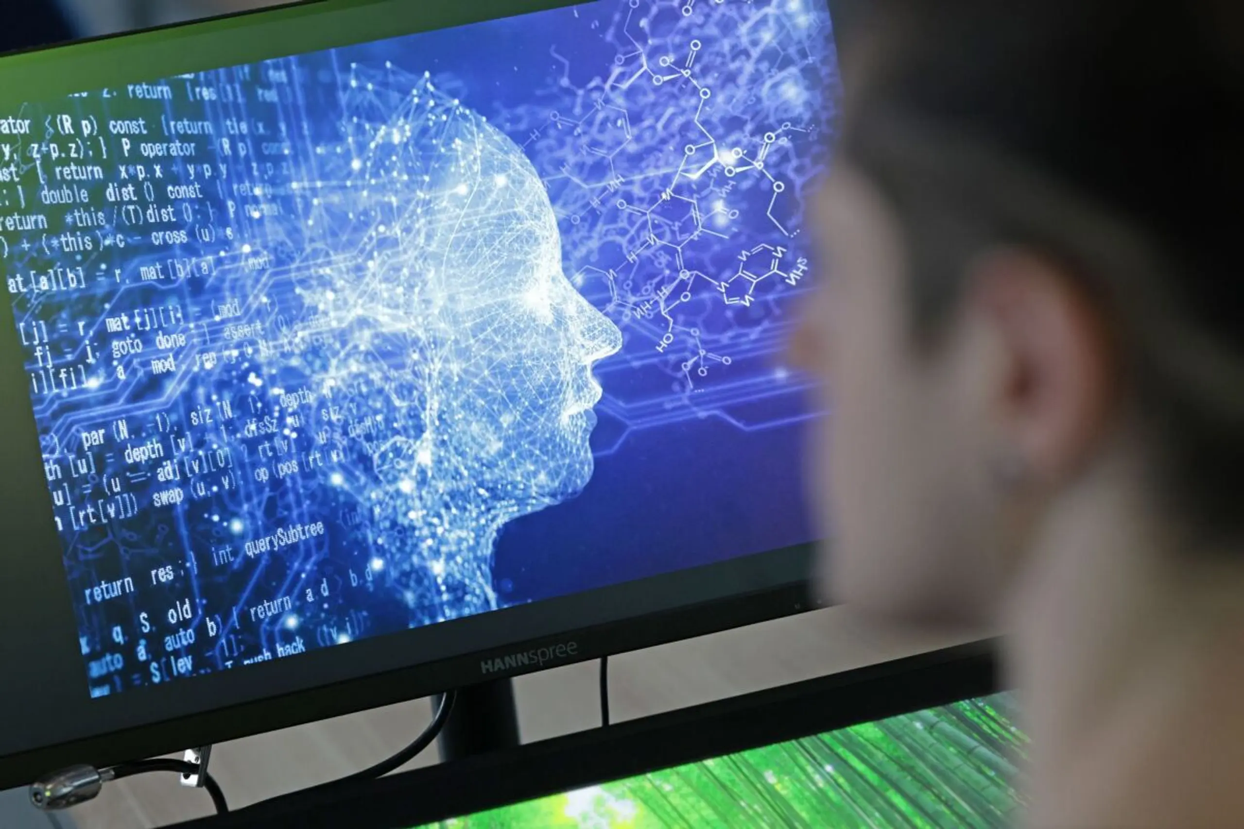 Studie zu KI in Entscheidungsprozessen