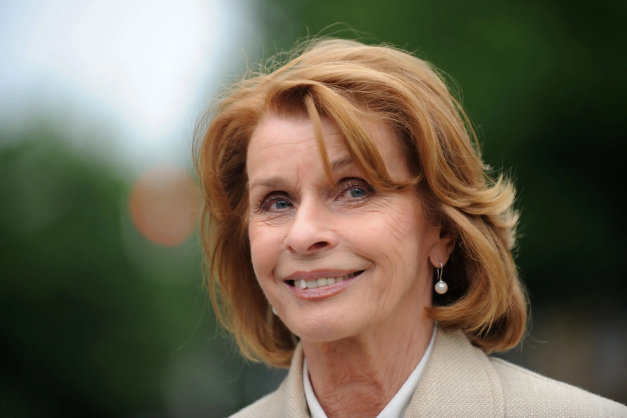 Schauspielerin Senta Berger gestürzt