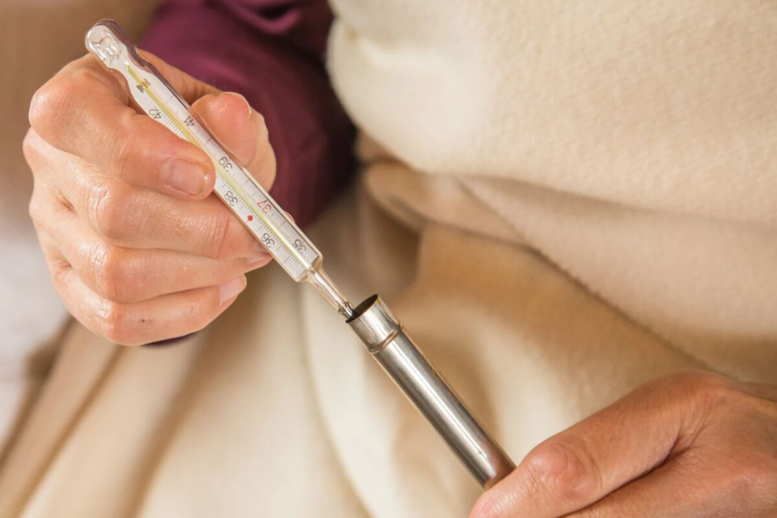 Quecksilberthermometer gehören beim Entsorgen zur Schadstoffannahmestelle