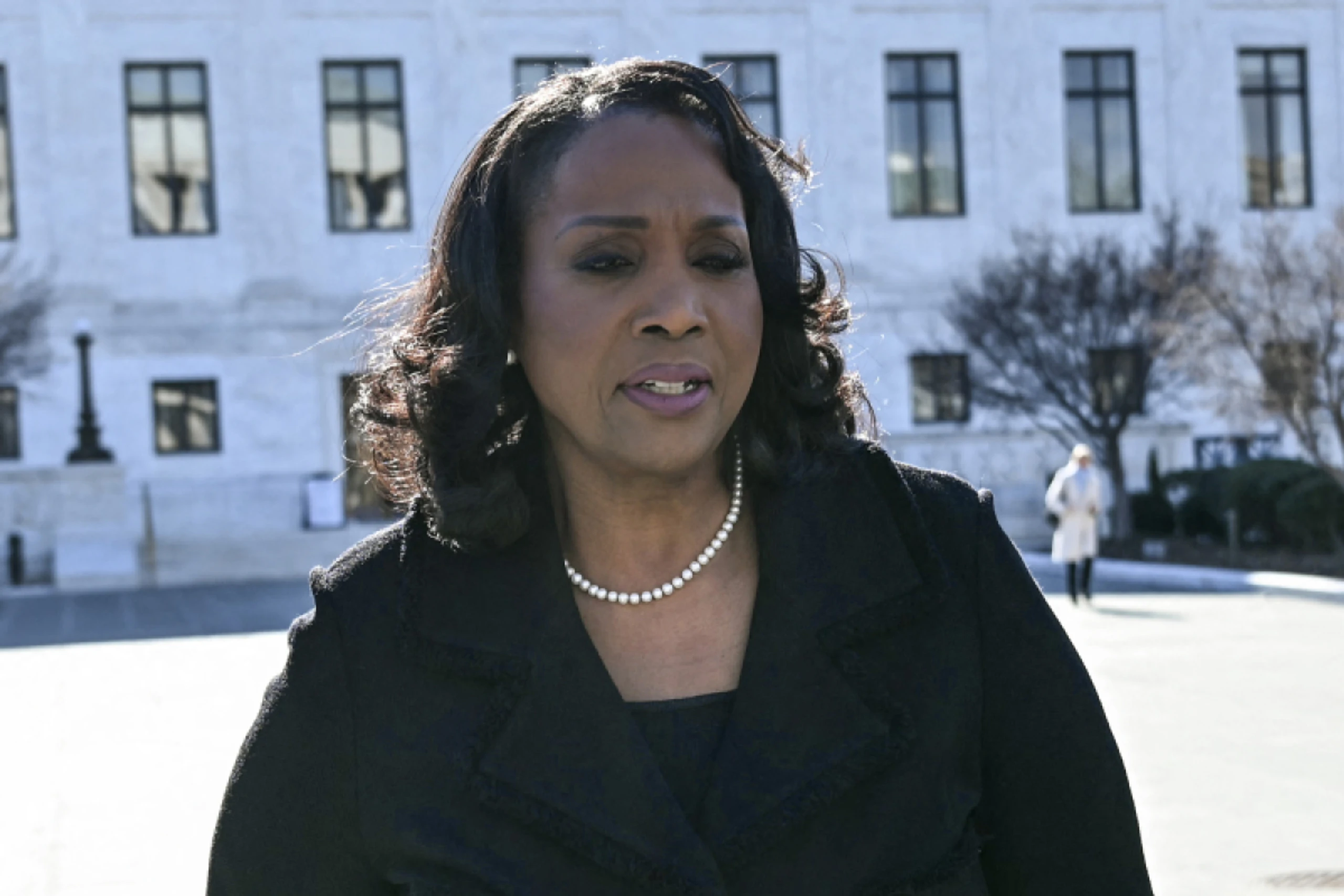 Lisa Cook am Mittwoch vor dem US-Supreme-Court in Washington