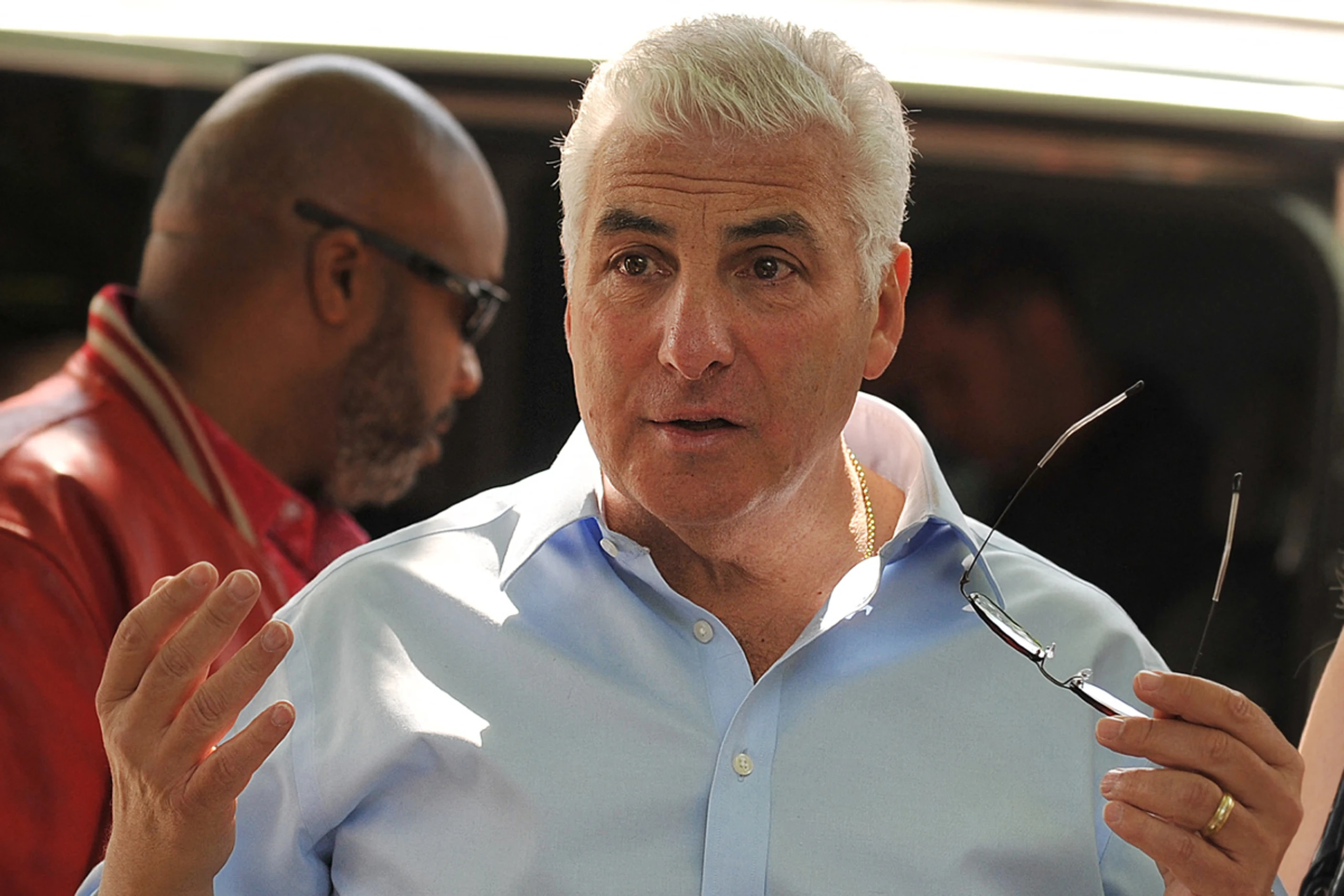 Angeklagte sollen Vater Mitch Winehouse getäuscht haben