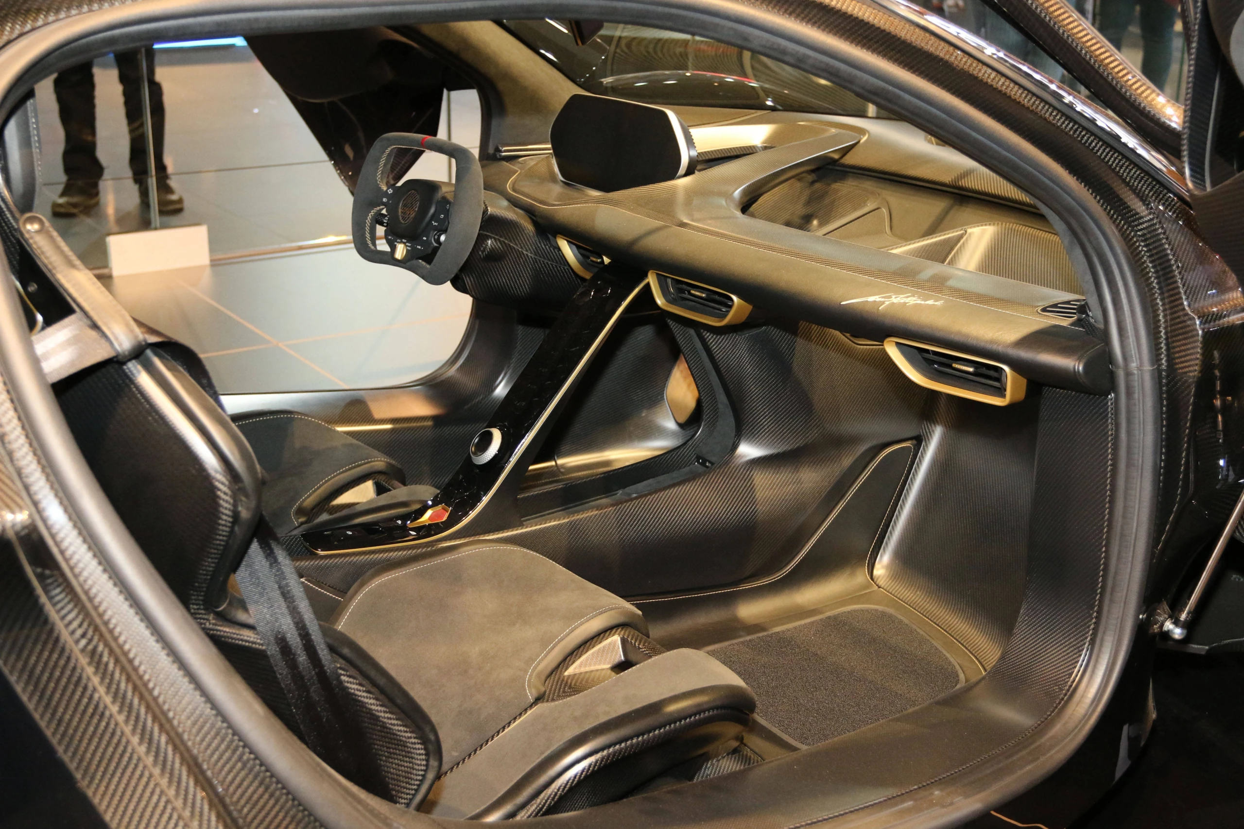 © IMAGO / Sebastian Geisler Blurred image background