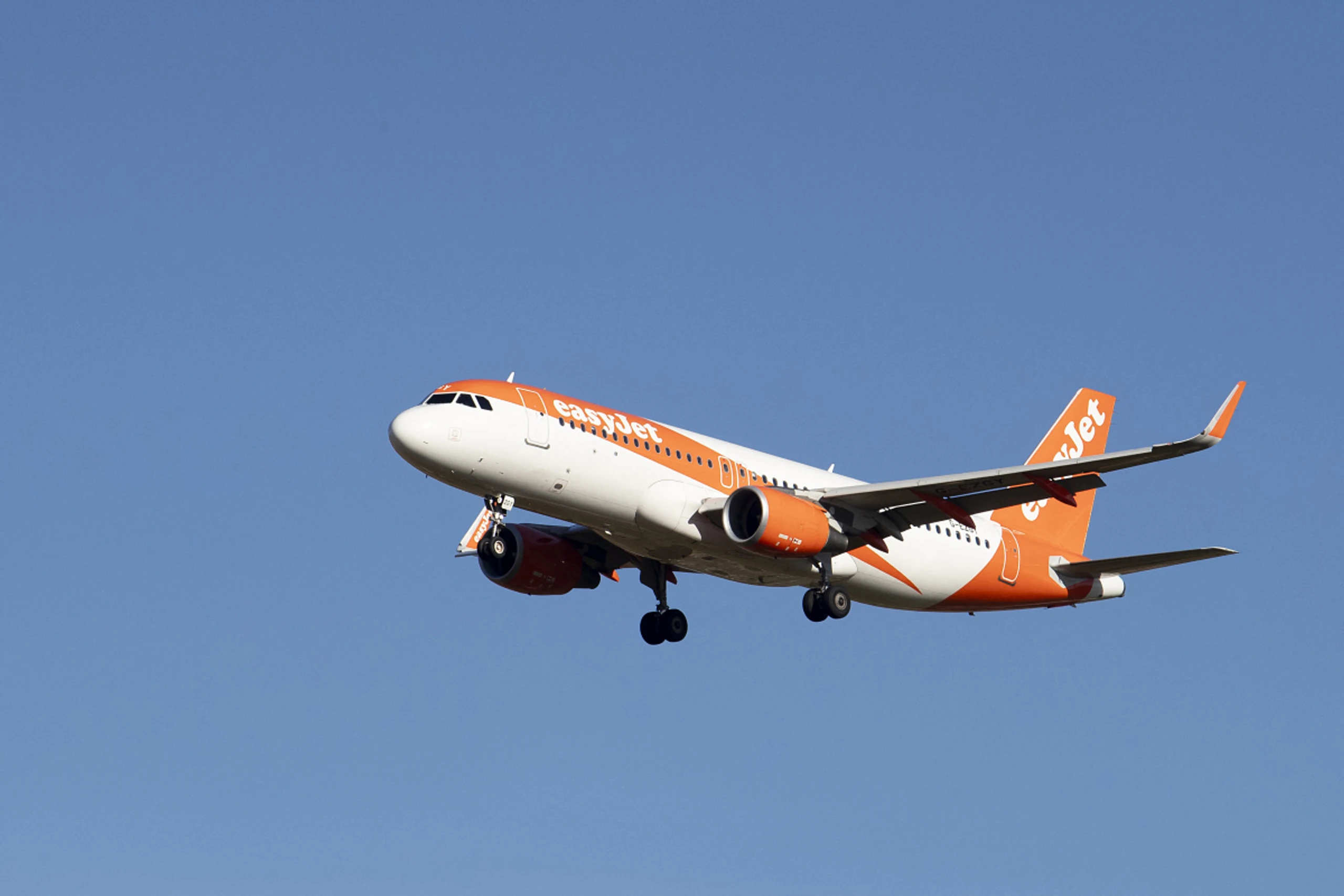 Billigflieger Easyjet beförderte mehr Passagiere