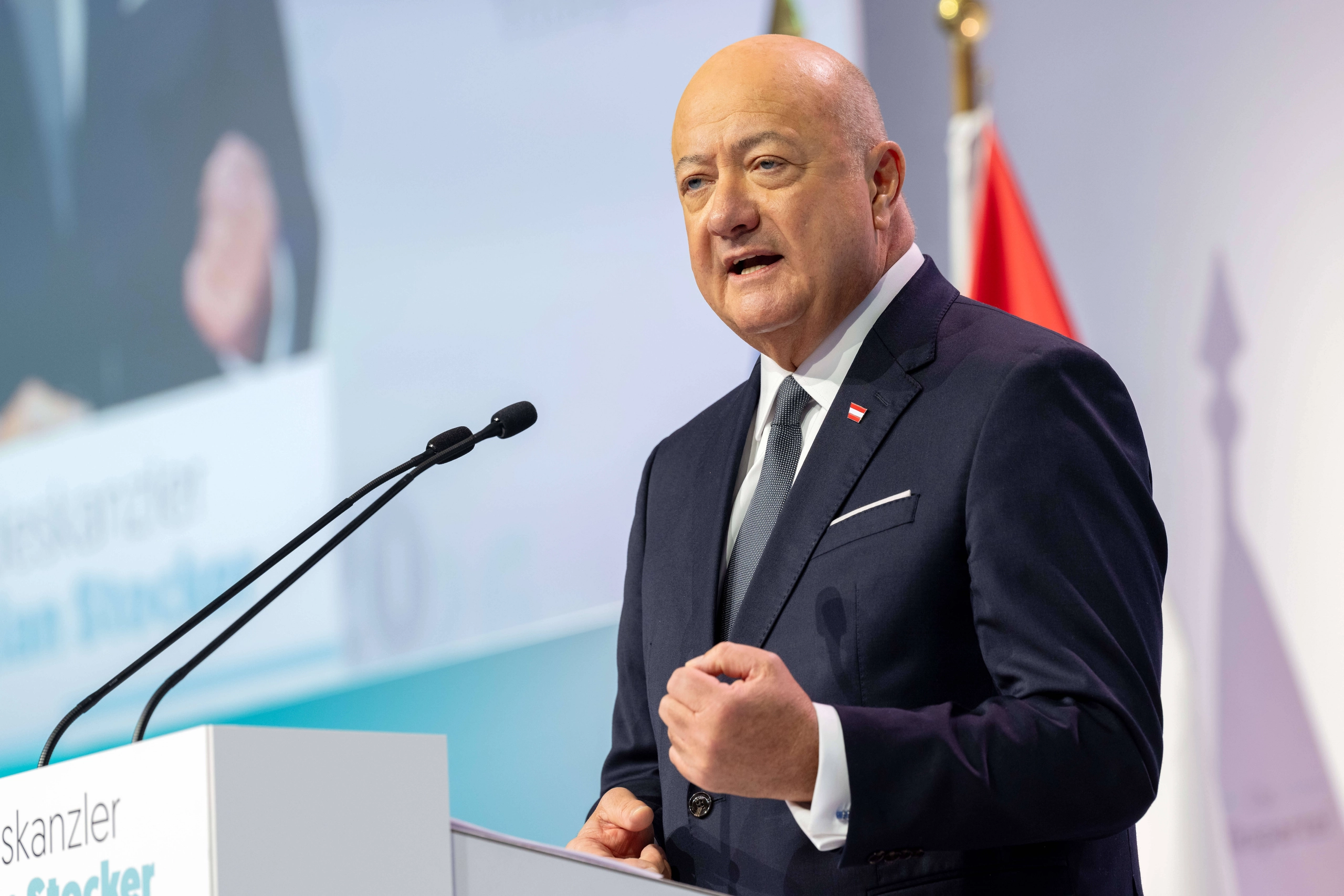 Kanzler Stocker kündigt Wehrdienst-Abstimmung und Gesundheitsreform an