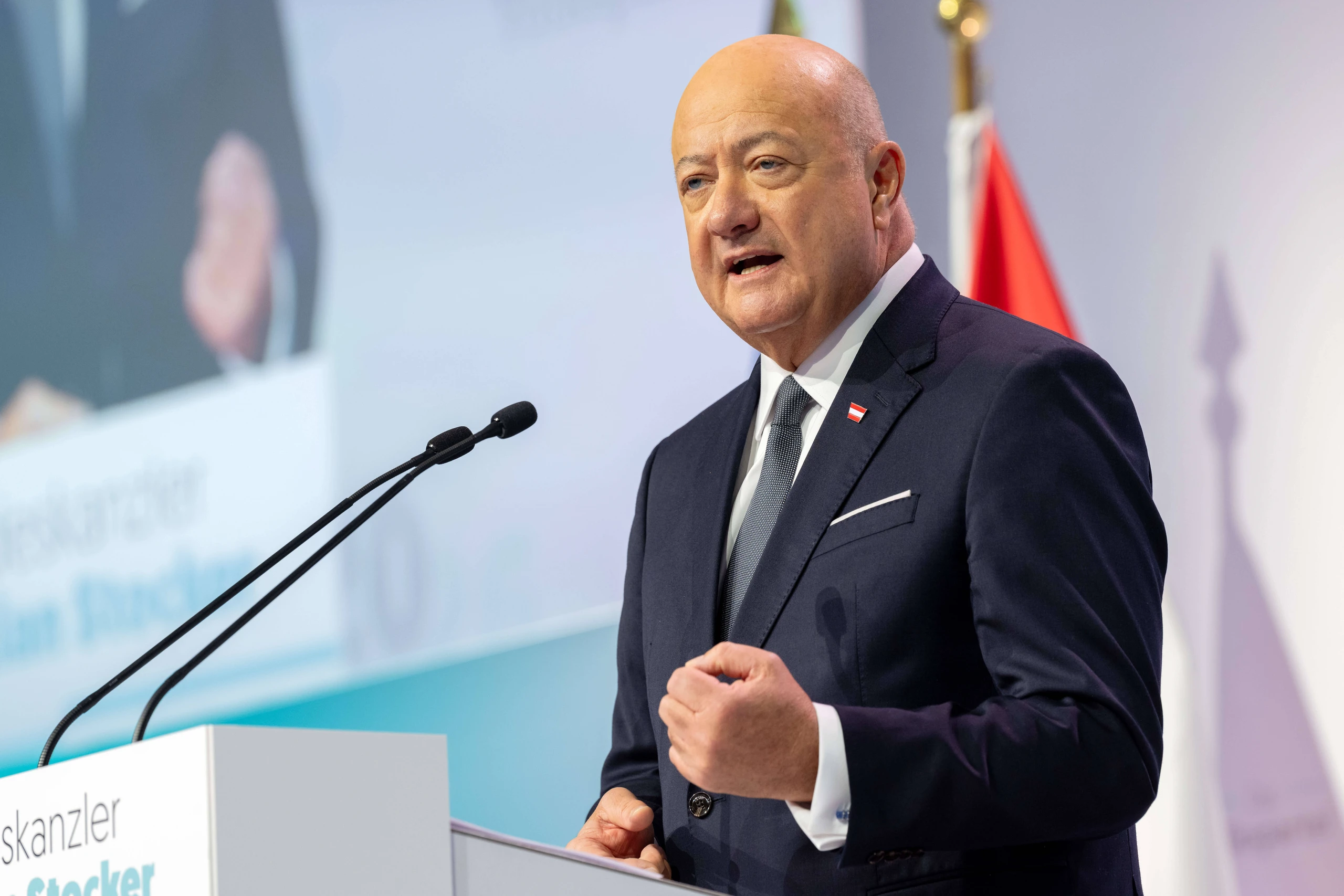 Kanzler Stocker kündigt Wehrdienst-Abstimmung und Gesundheitsreform an