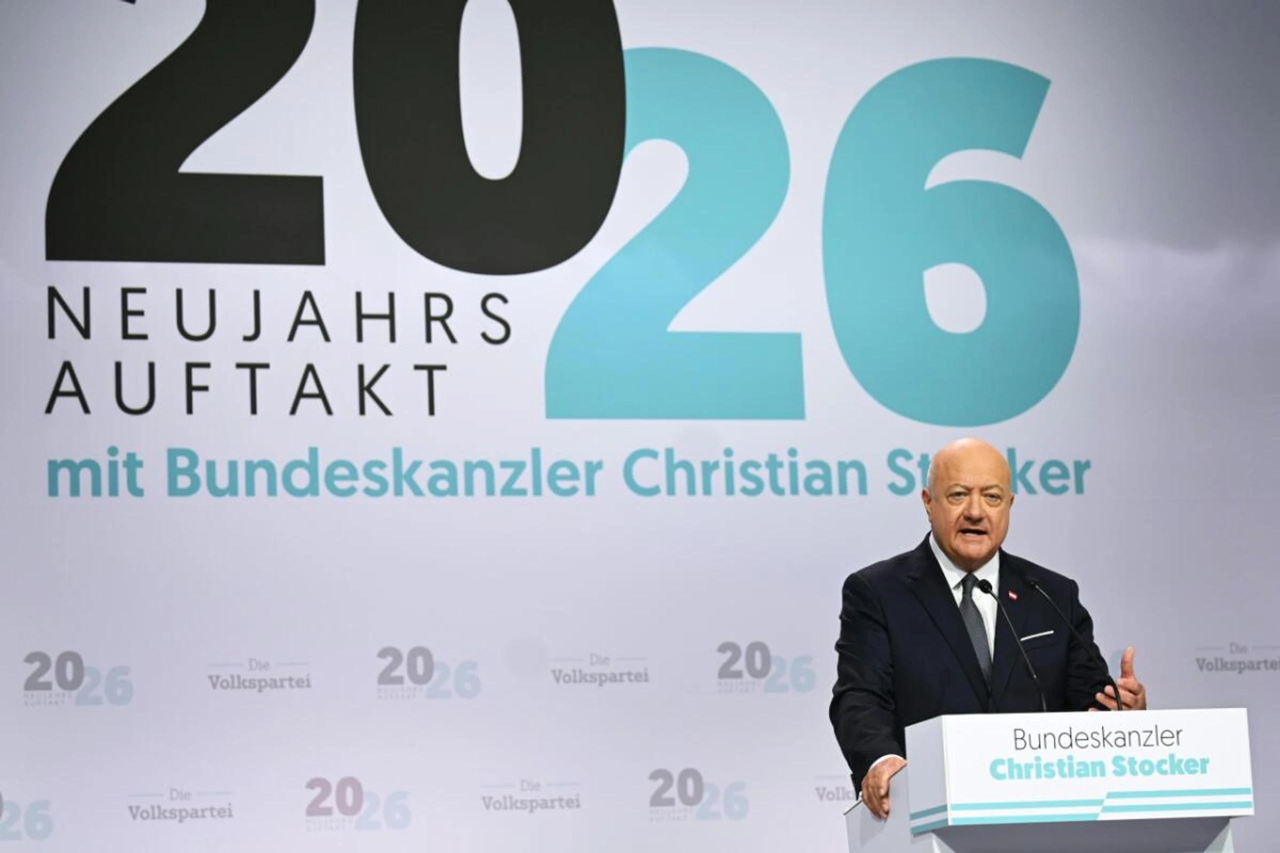 Stocker läasst die Bevölkerung entscheiden