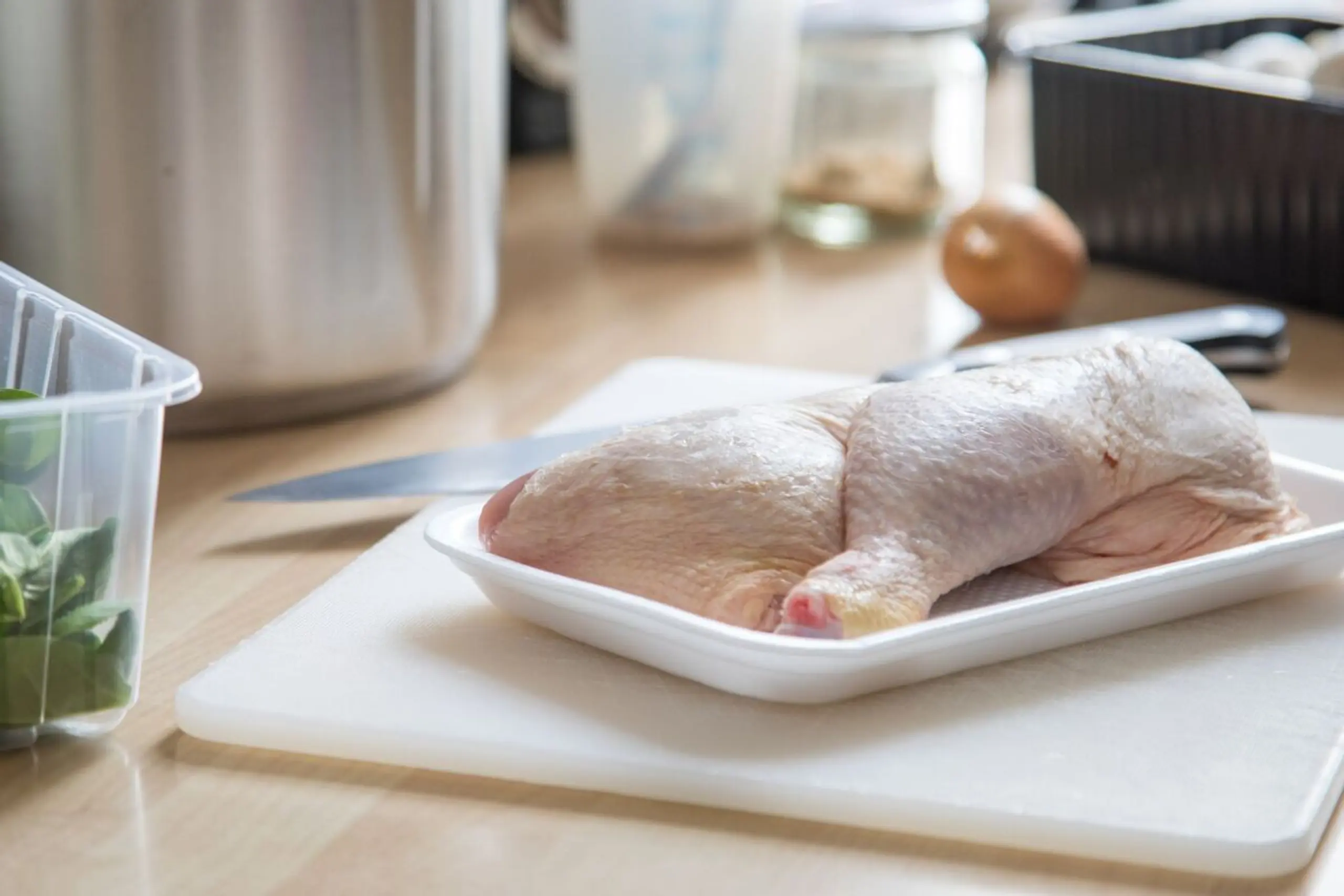 Rohes Fleisch sollte man nicht waschen
