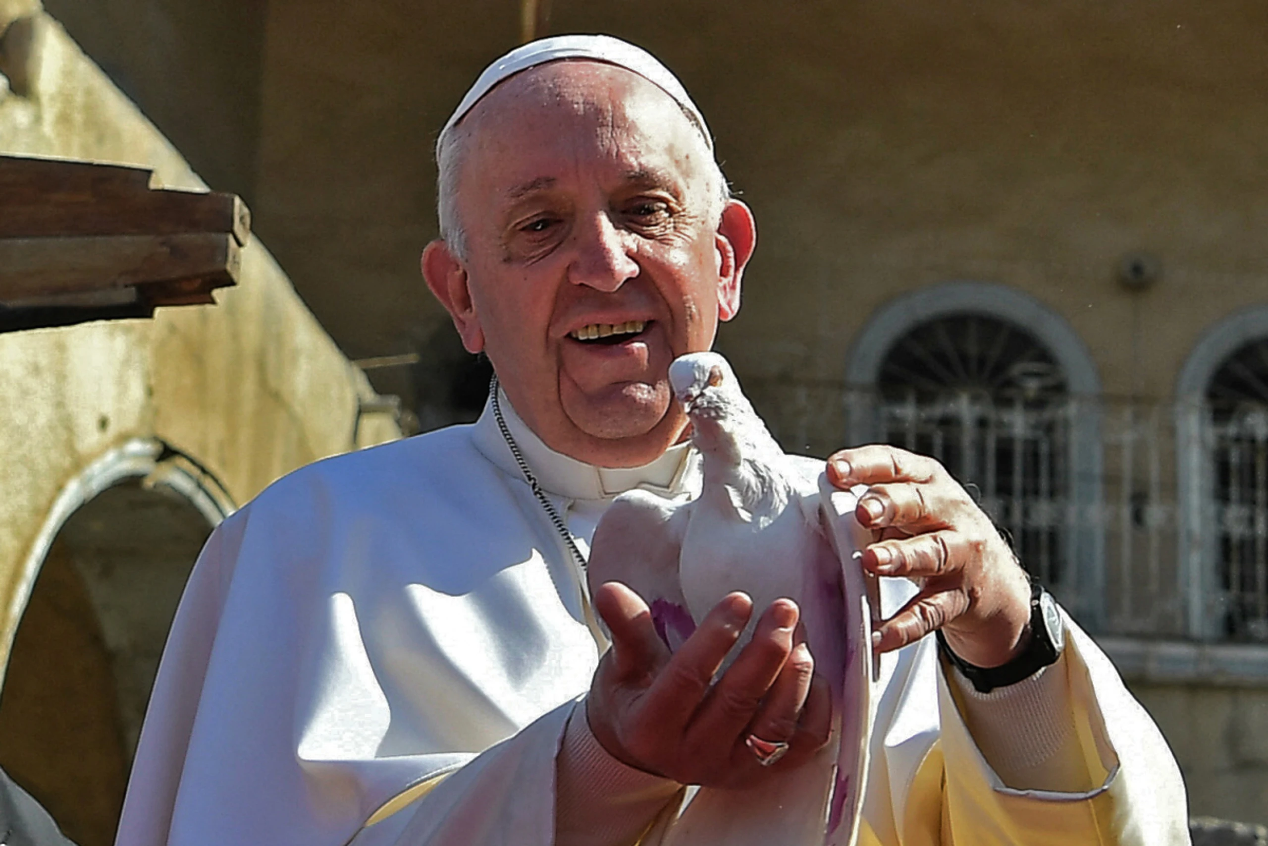 Manche Päpste wie Franziskus verzichteten auch auf die Taube am Teller