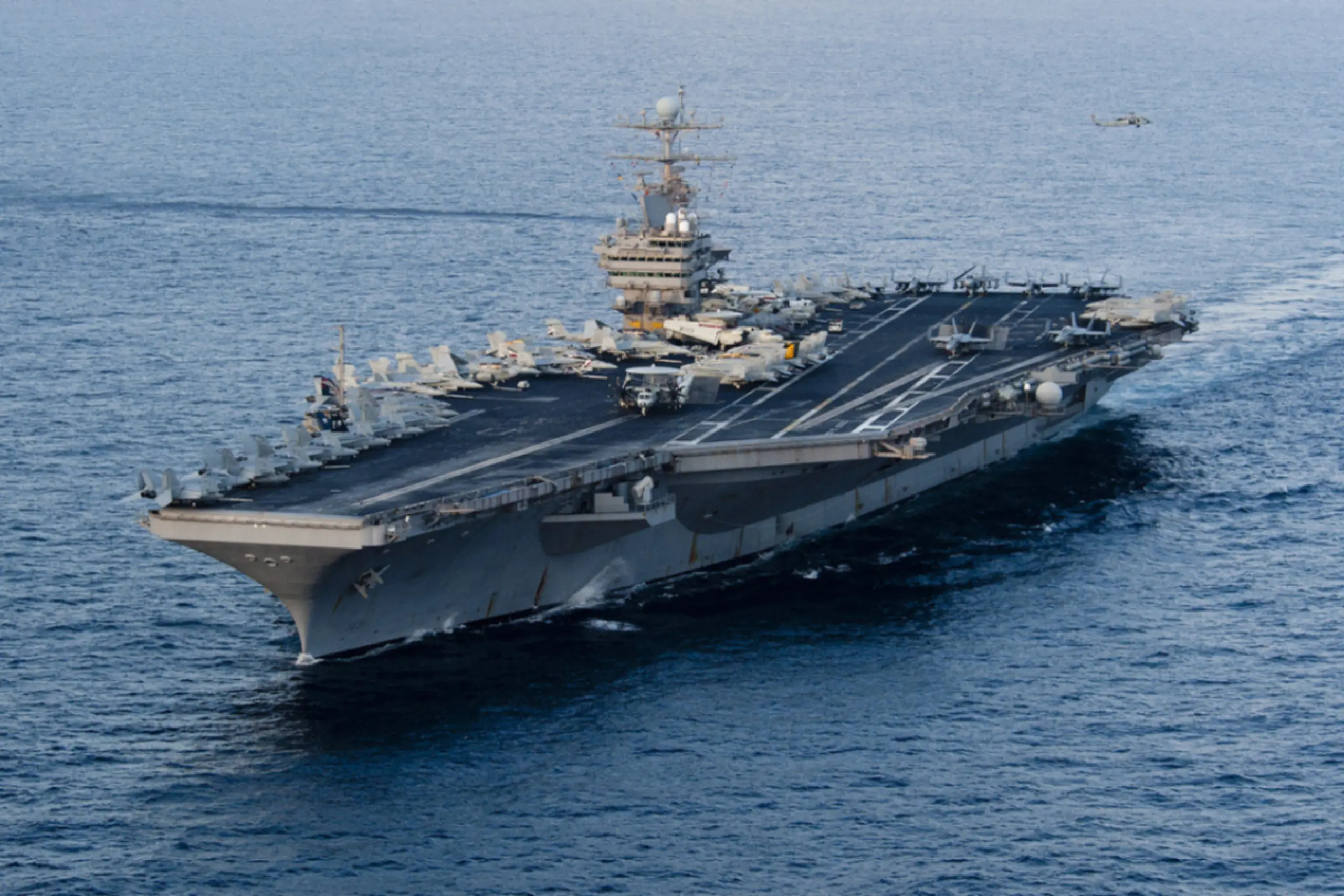 Drohne näherte sich Flugzeugträger "USS Abraham Lincoln" (Archivbild)