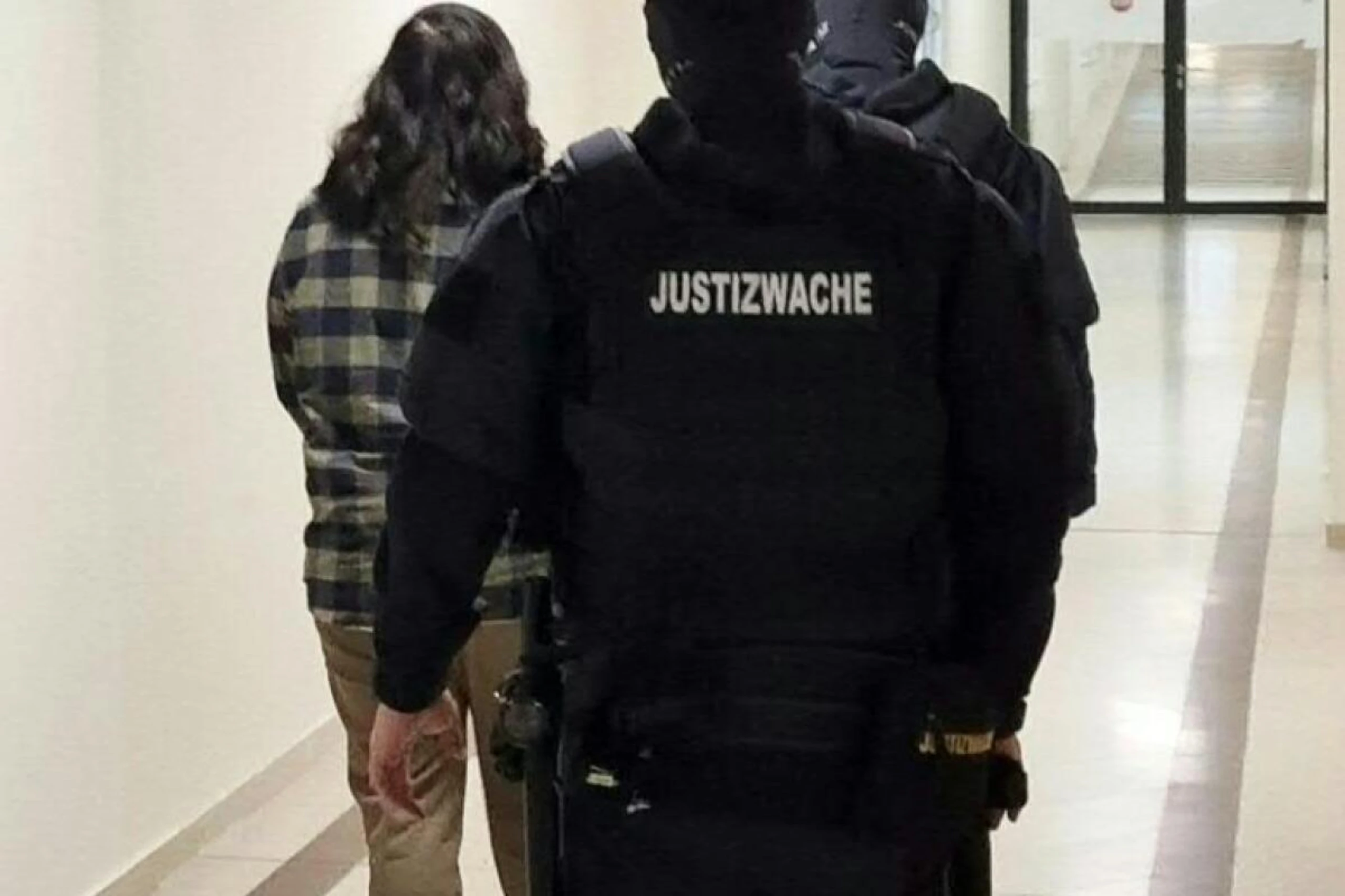 Zum zweiten Mal wegen terroristischer Vereinigung vor Gericht