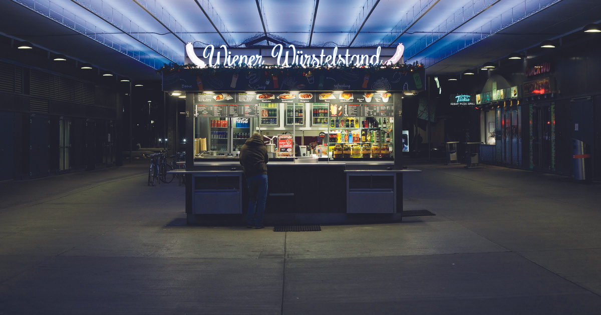 Sausage Stand: Viennese Street Food
