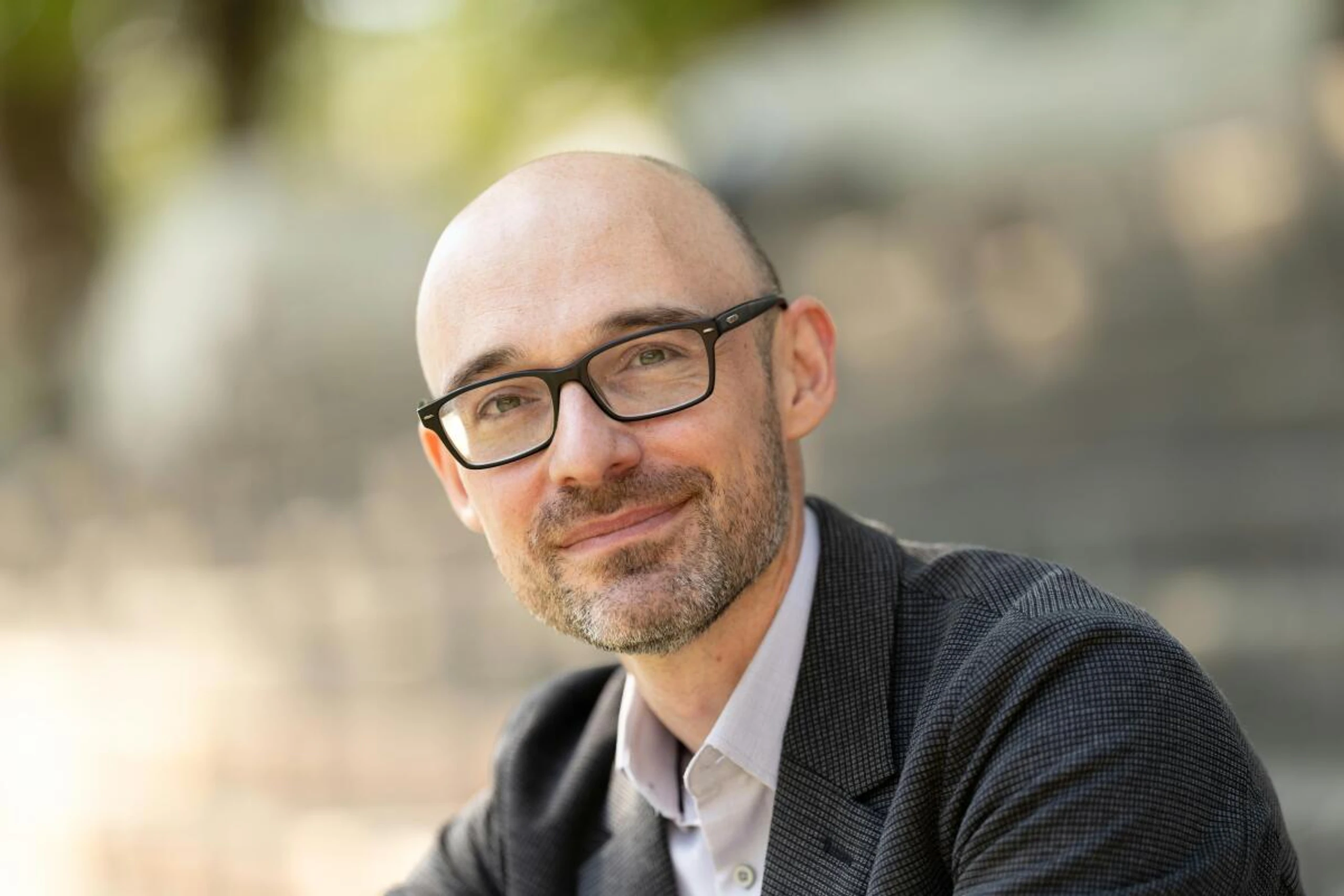 Autor und Asylrechtsberater: Daniel Zipfel