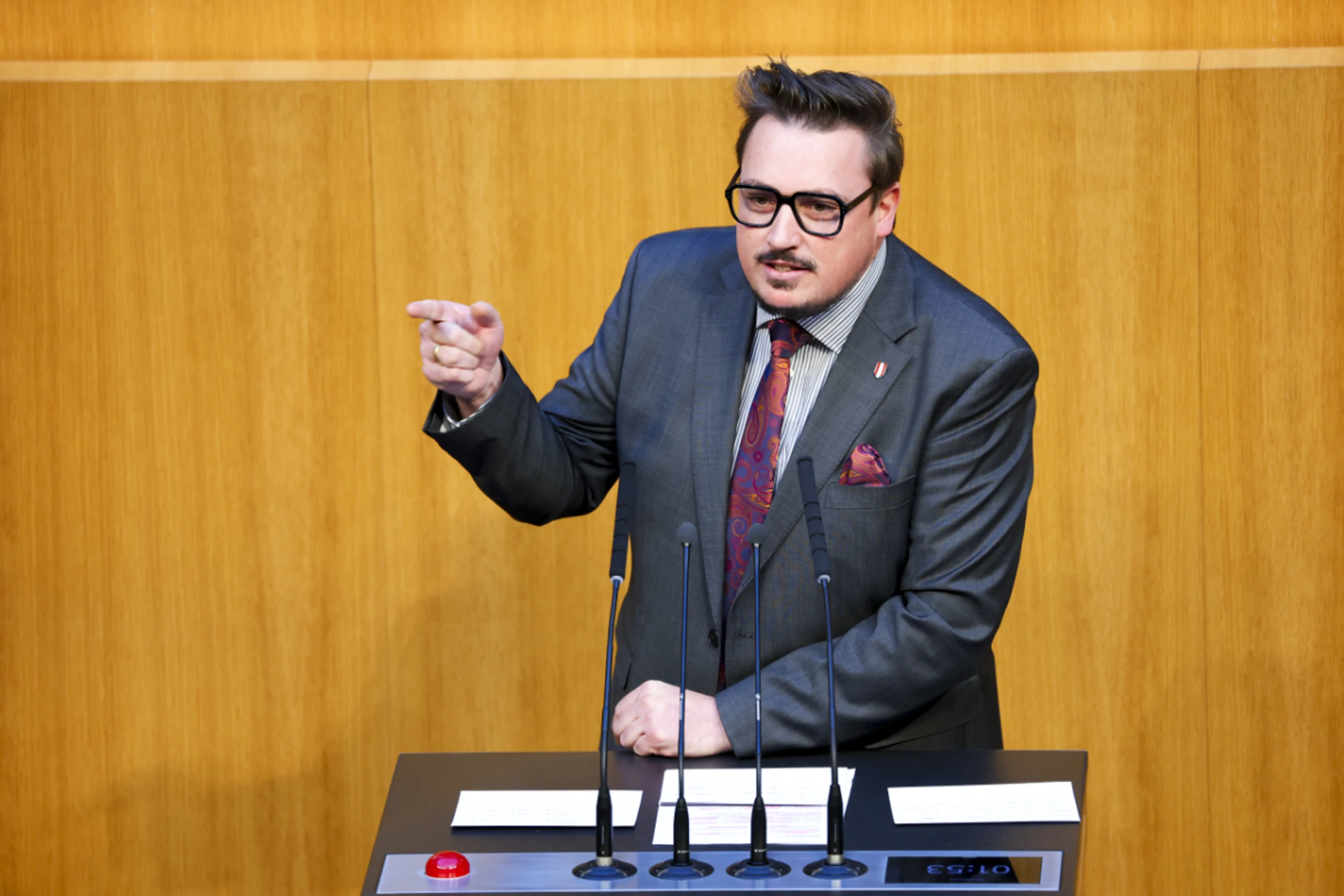 FPÖ-Abgeordneter Steiner will NGO-Förderungen unter die Lupe nehmen