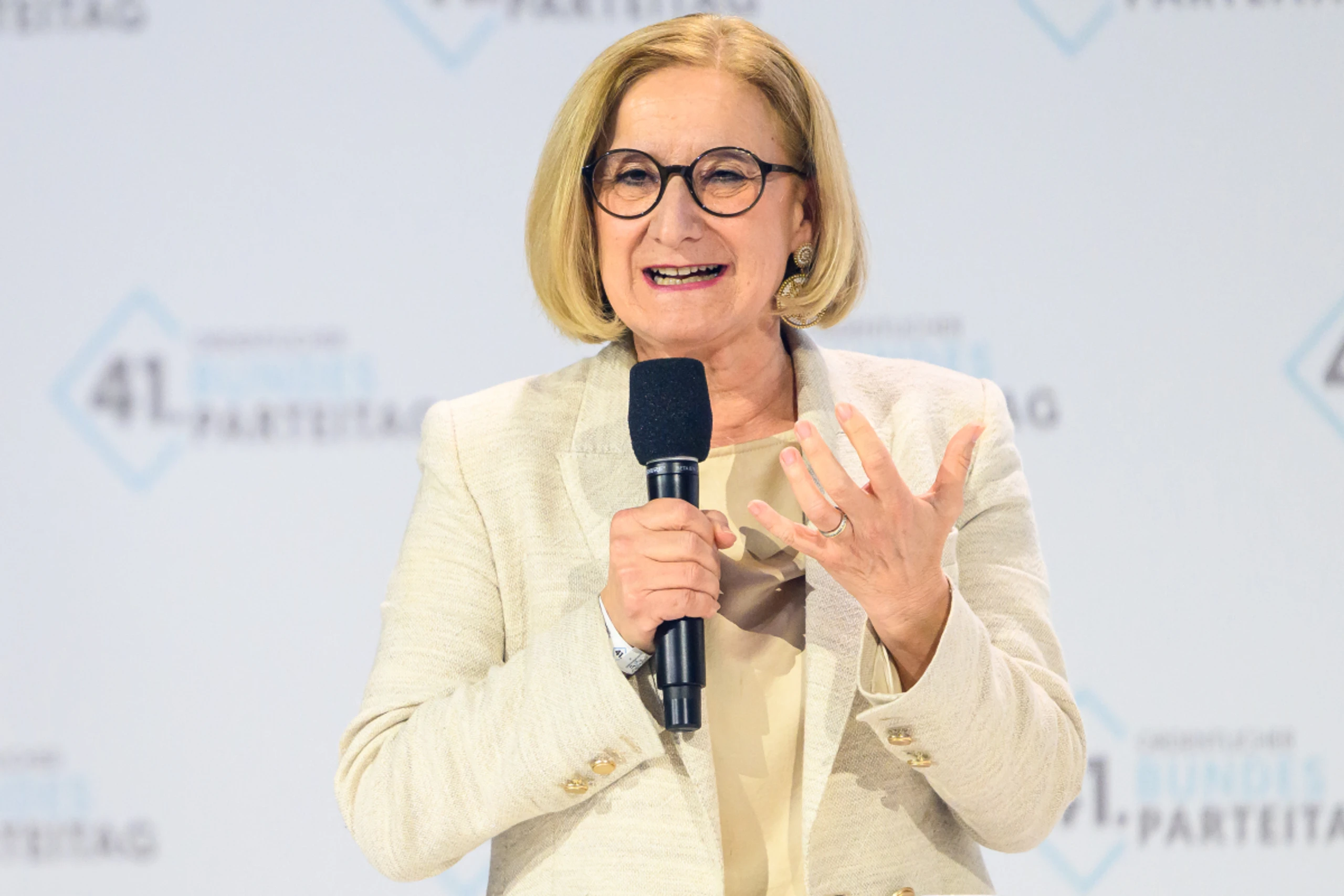 NÖ-Landeshauptfrau Mikl-Leitner will in Wissenschaft investieren