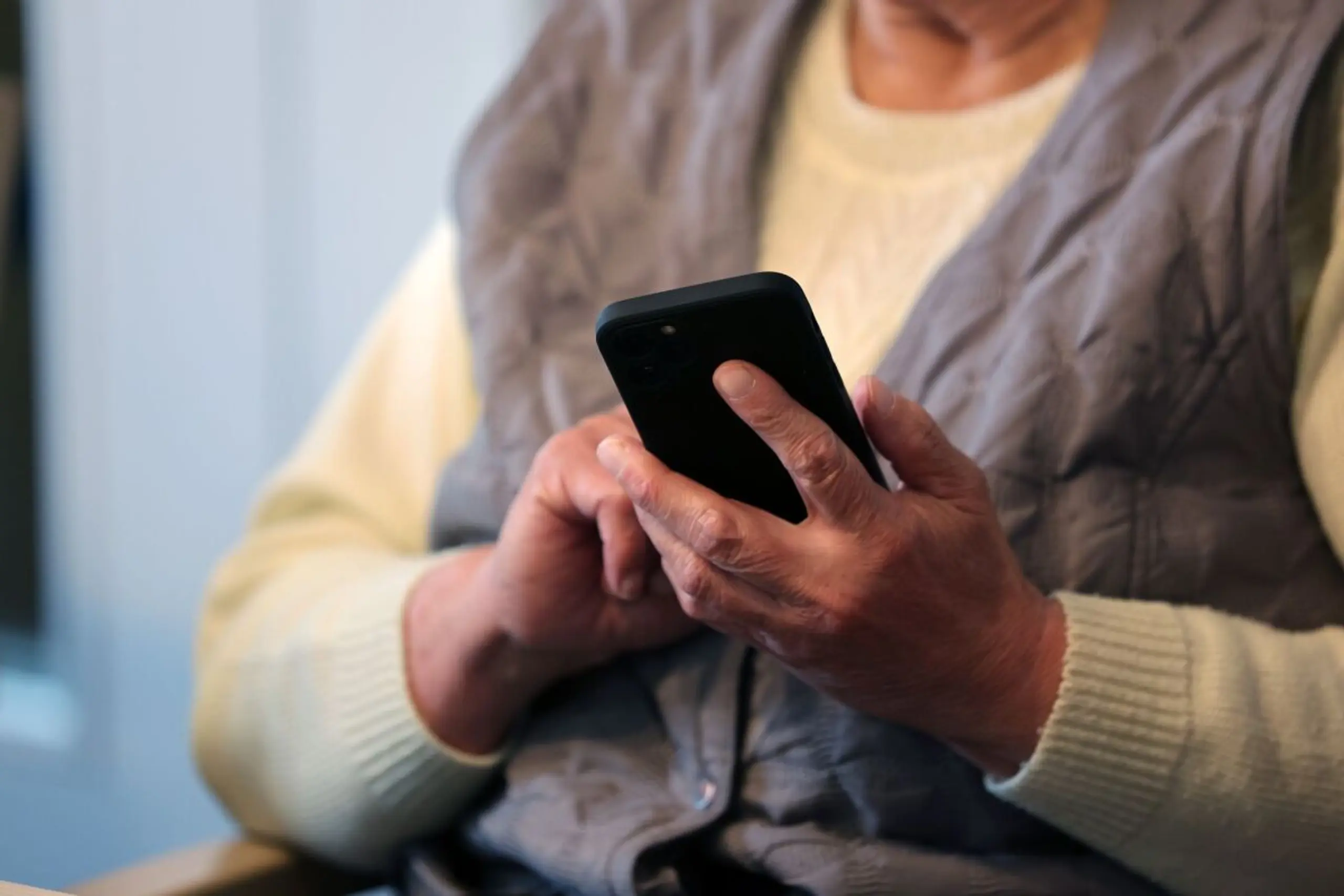 ++ ARCHIVBILD ++ Das Projekt "Digitaler Engel" erleichtert älteren Menschen das Leben