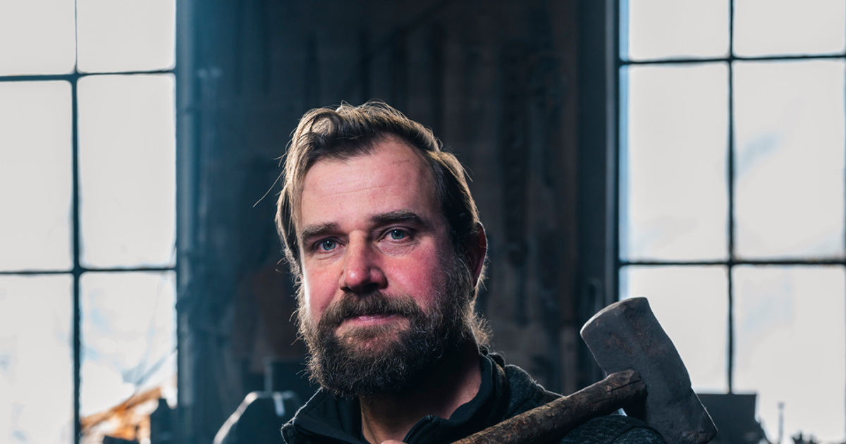 Schmidberger: Small Forge on Behalf of the Lord