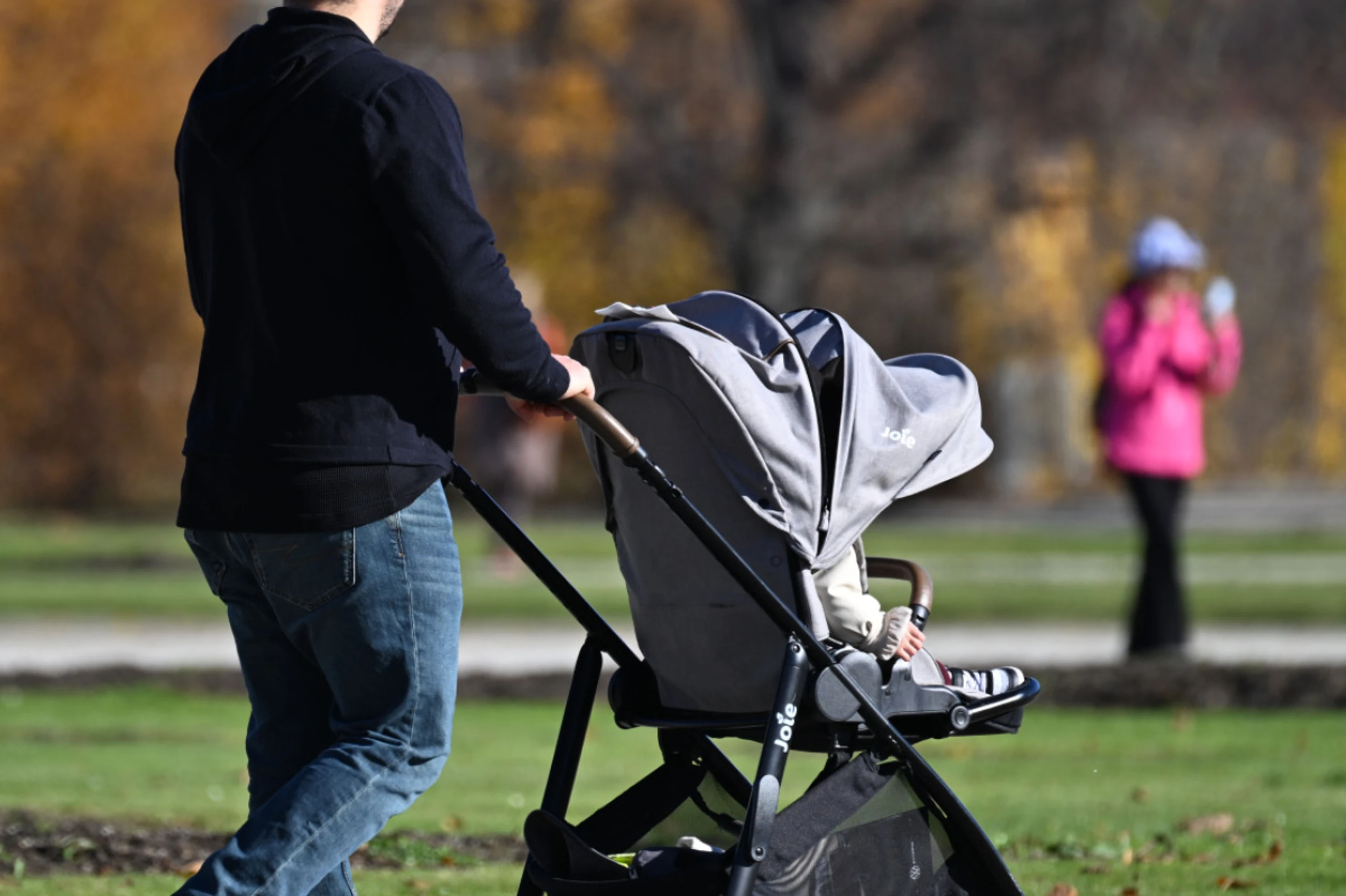 Viele Väter gehen kaum in Karenz