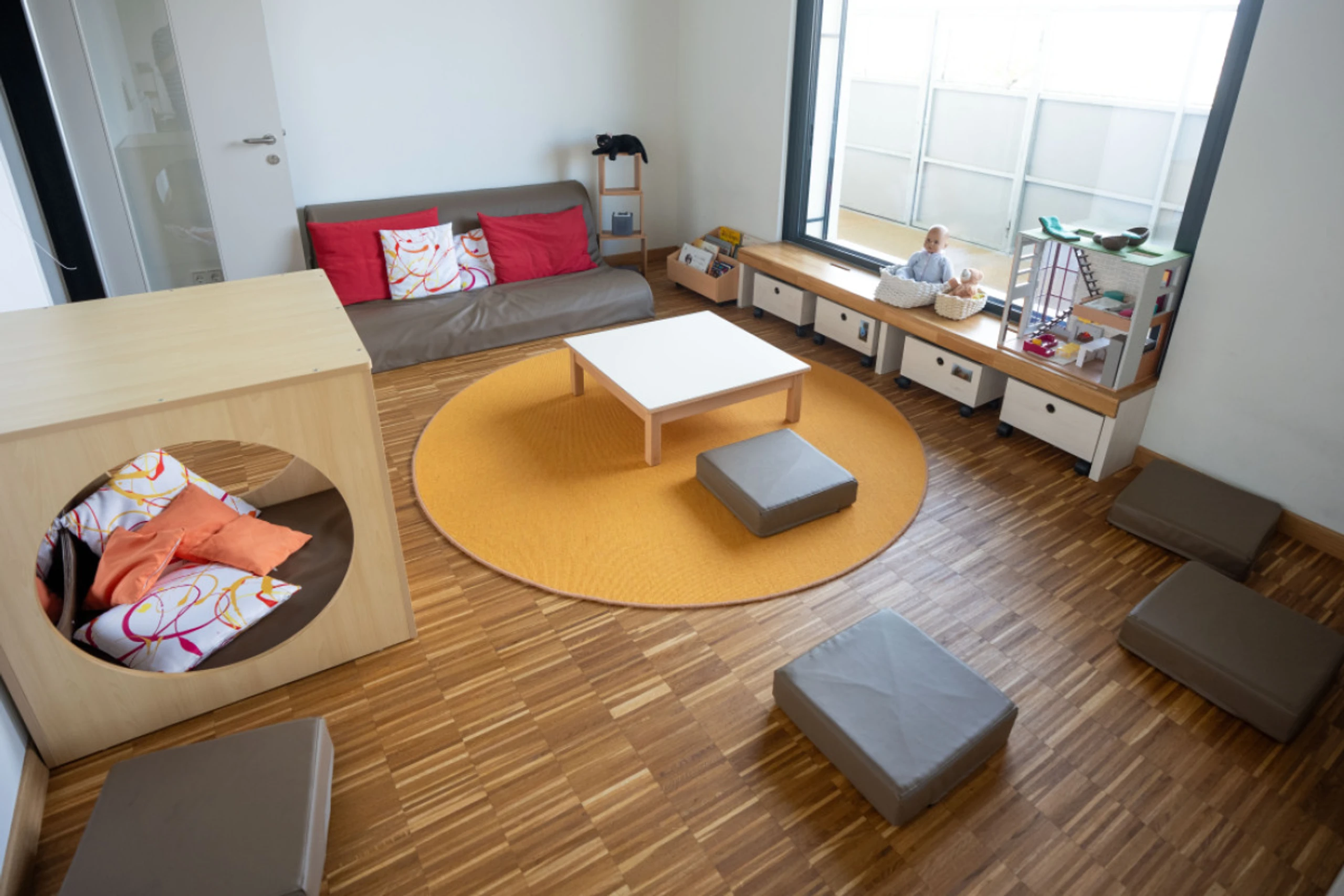 In den Kindergärten wird dringend Personal gesucht