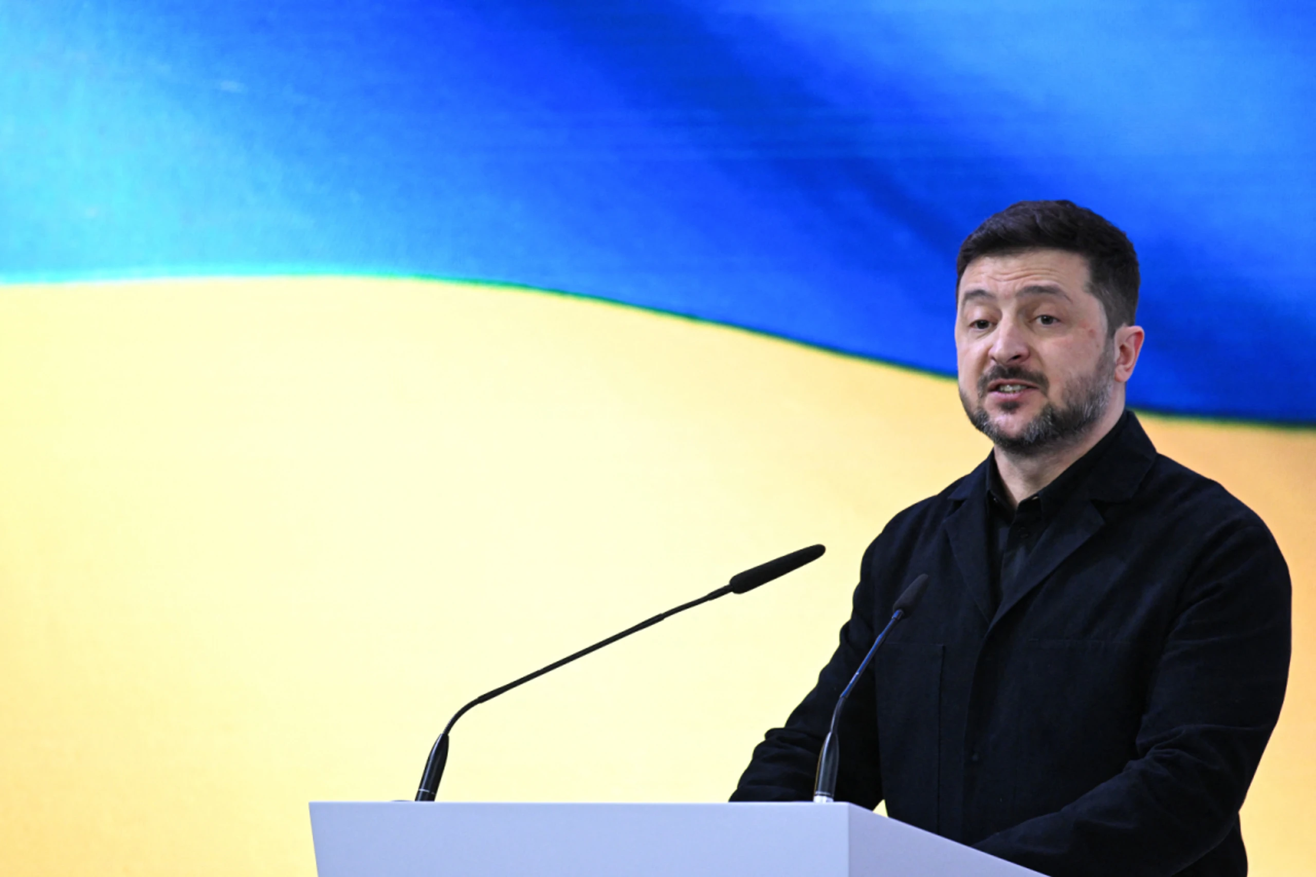 Fordert rechtzeitige Lieferungen von Flugabwehrmitteln