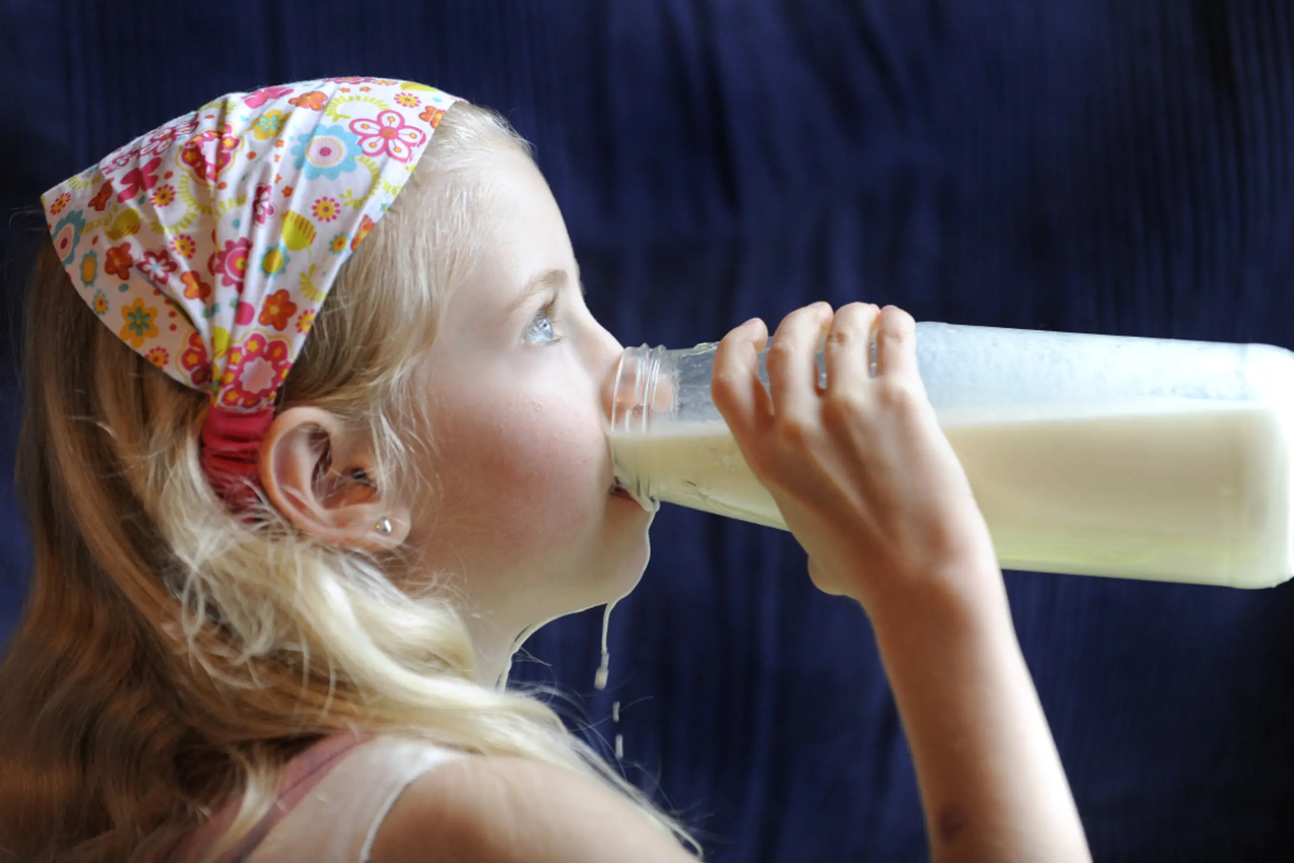 Mandeldrink gelten als pflanzliche Alternative zu Kuhmilch