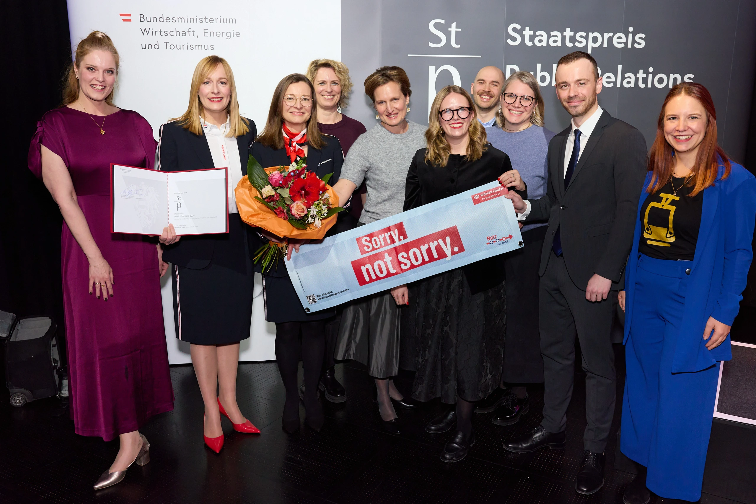 Wiener Linien holen PR-Staatspreis 2025 mit Baustellenkampagne „Netz erst recht!“