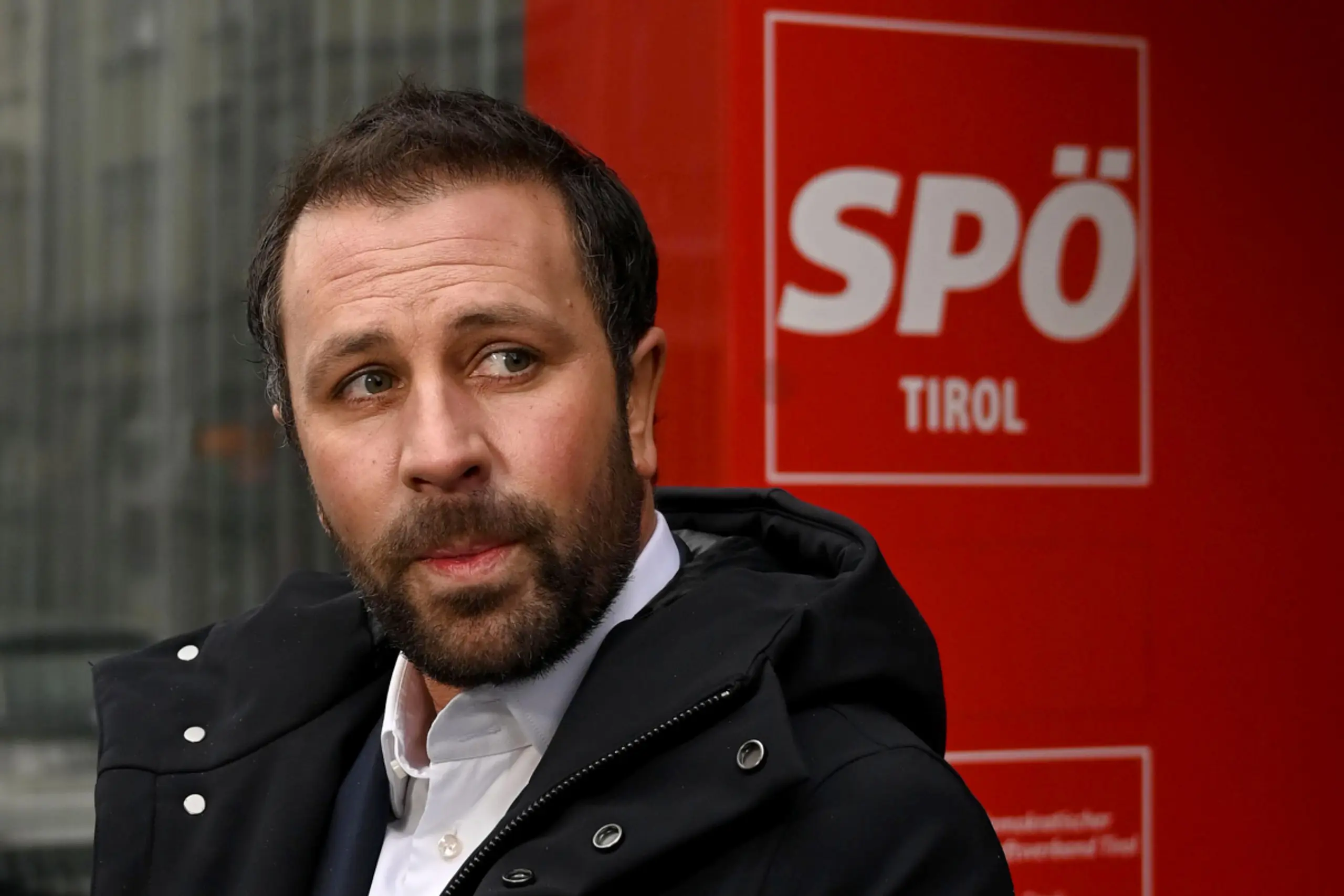 Dornauer vor der Schiedsgerichts-Sitzung