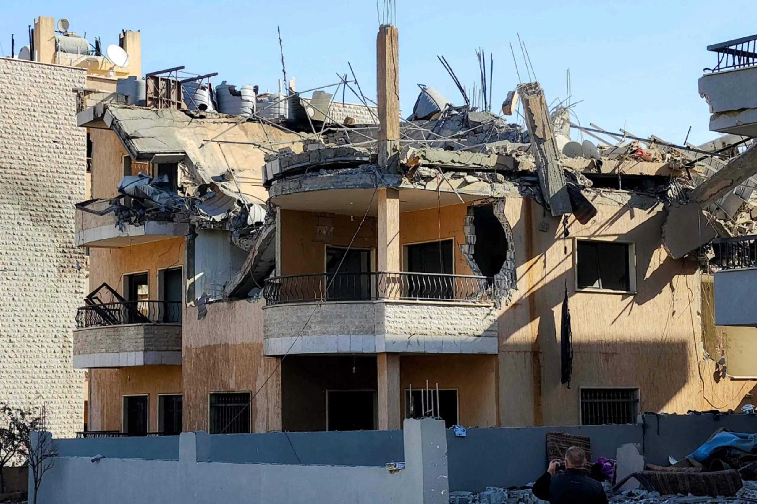 Gebiete im Osten und Süden des Landes angegriffen