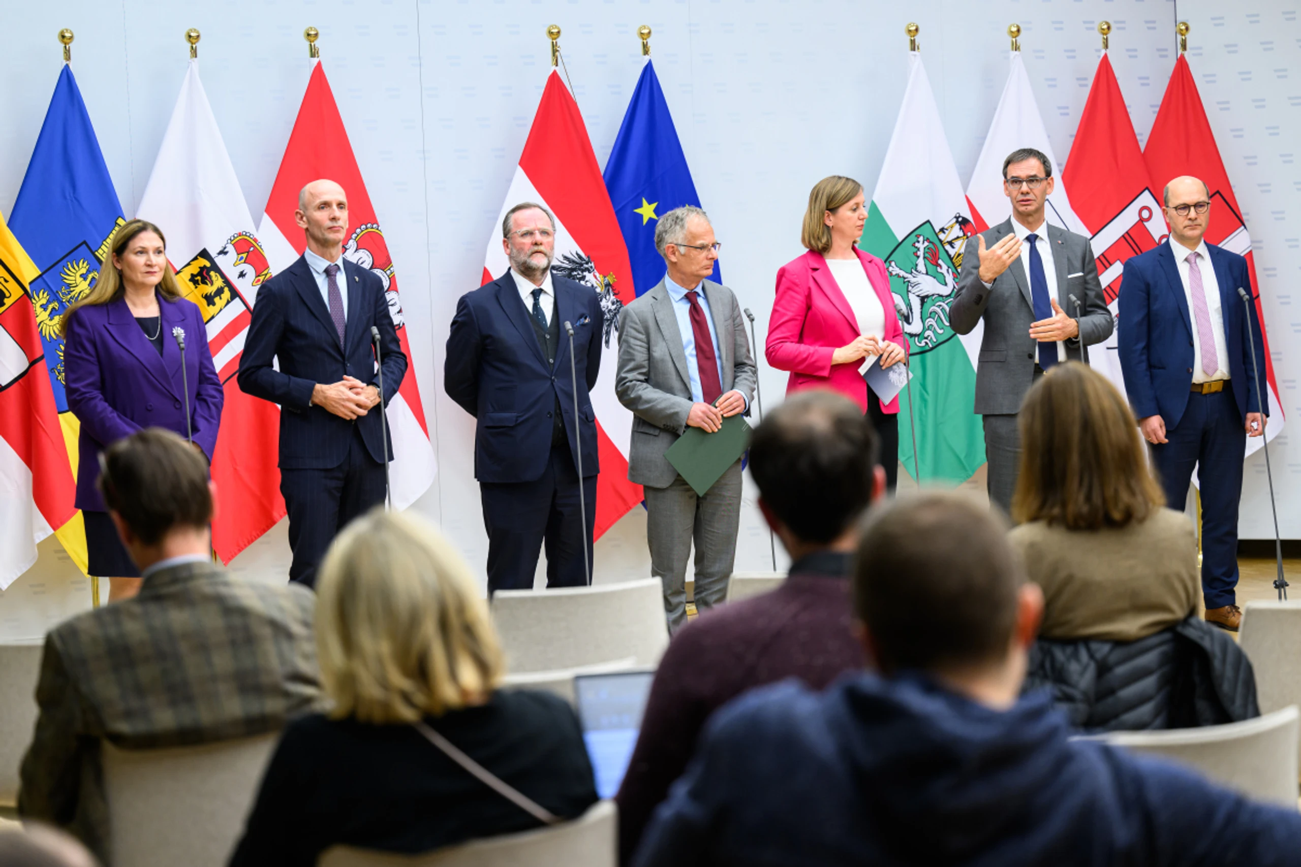 Stabilitätspakt schafft es nun auch ins Parlament