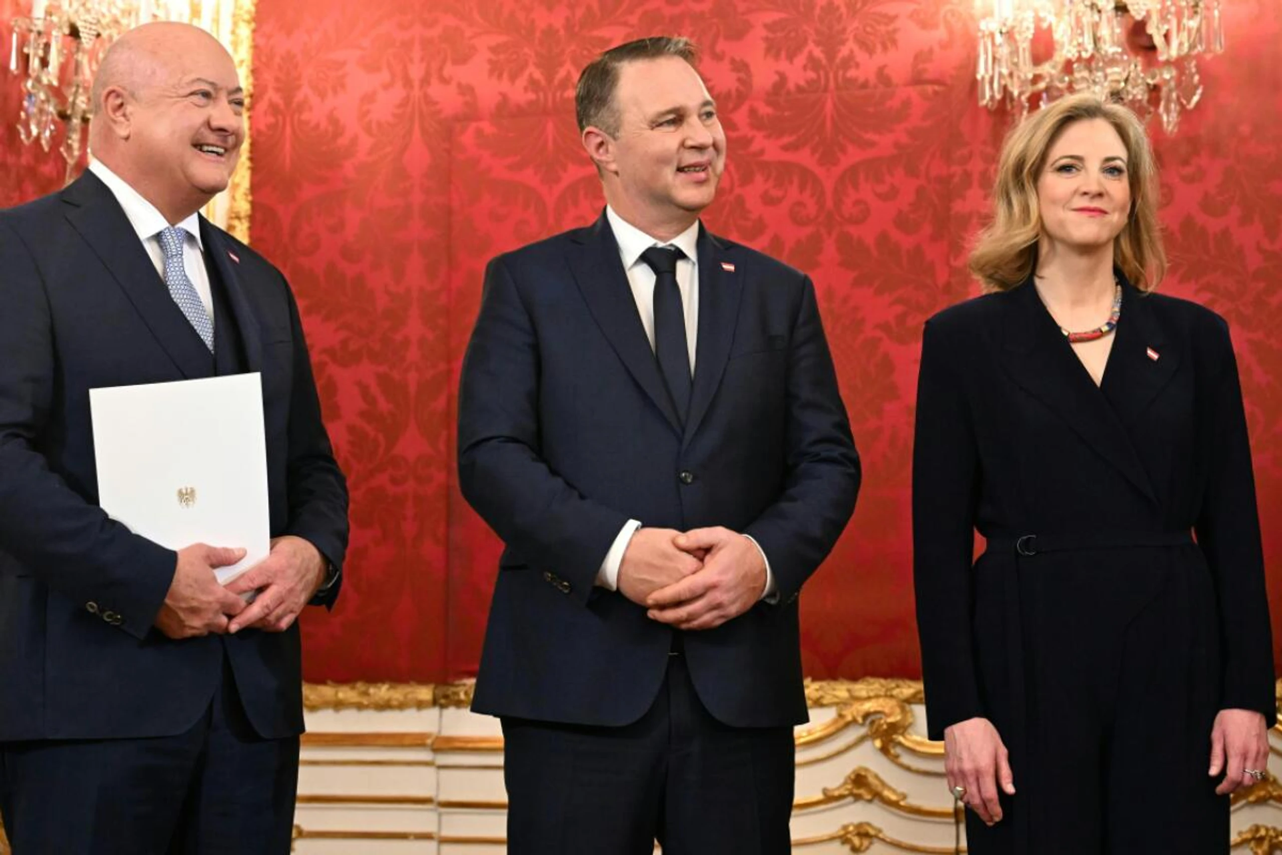 Mehr Grund zur Freude gab es für die Koalition bei der Angelobung 2025