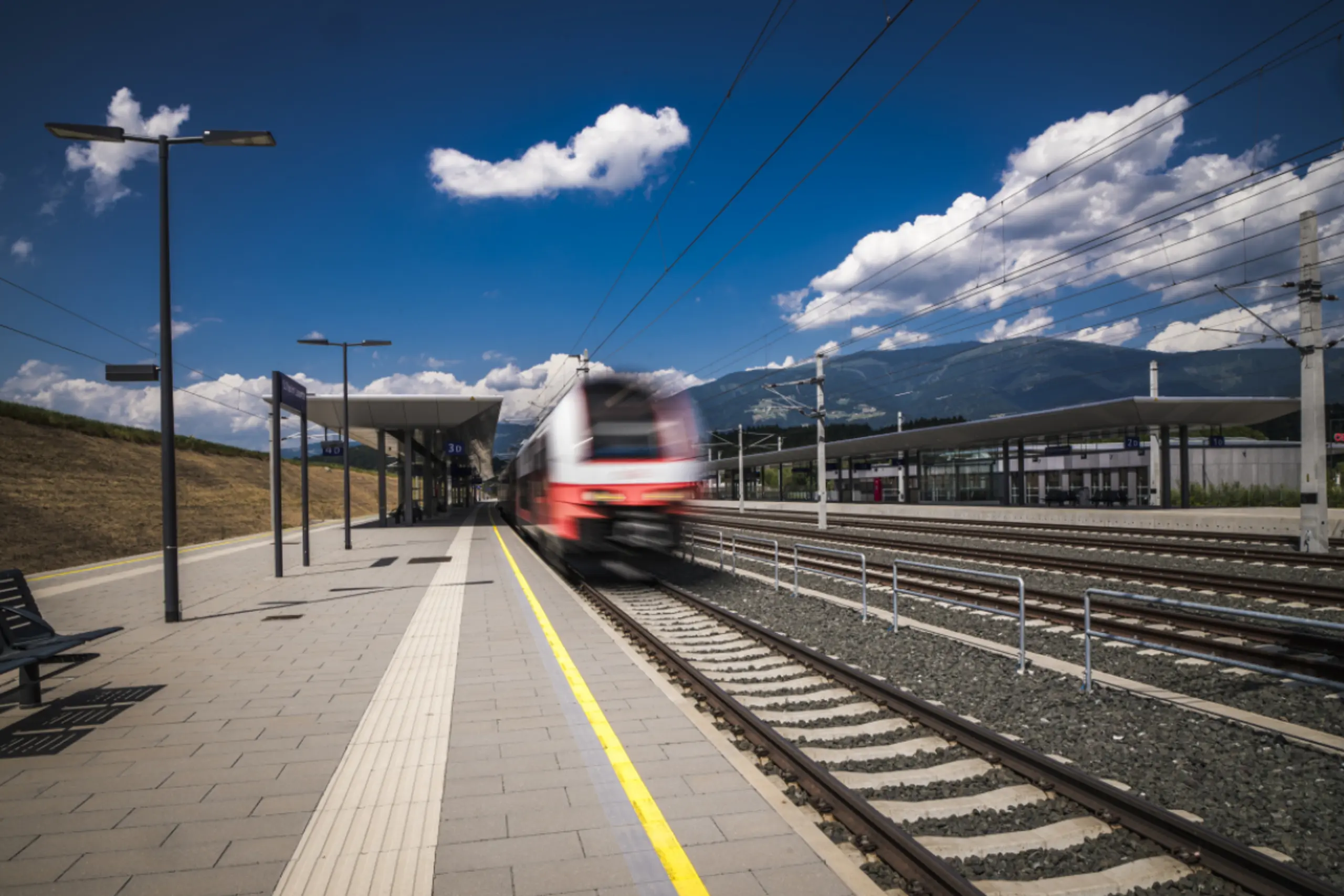 ÖBB-Zug "in motion"