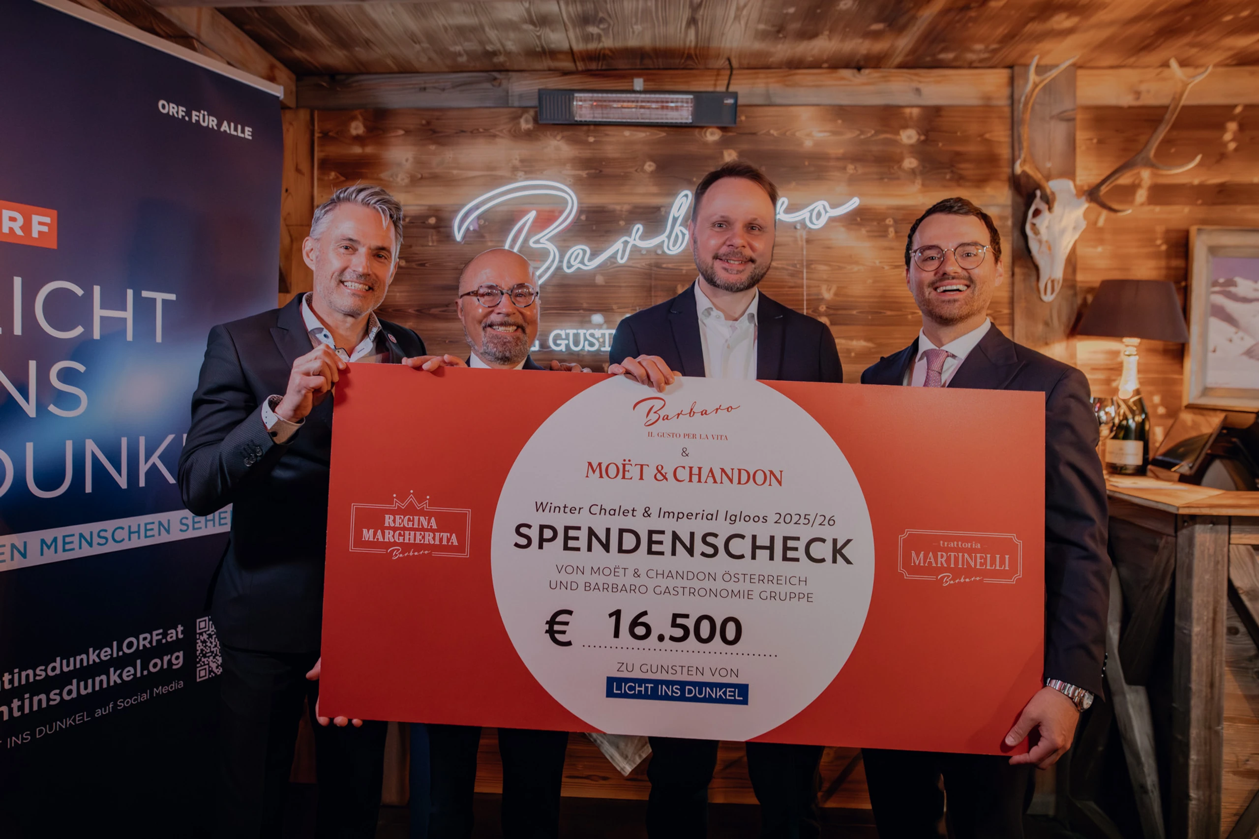 Spendencheck: Moët & Chandon und Familie Barbaro übergeben 16.500 Euro an Licht ins Dunkel