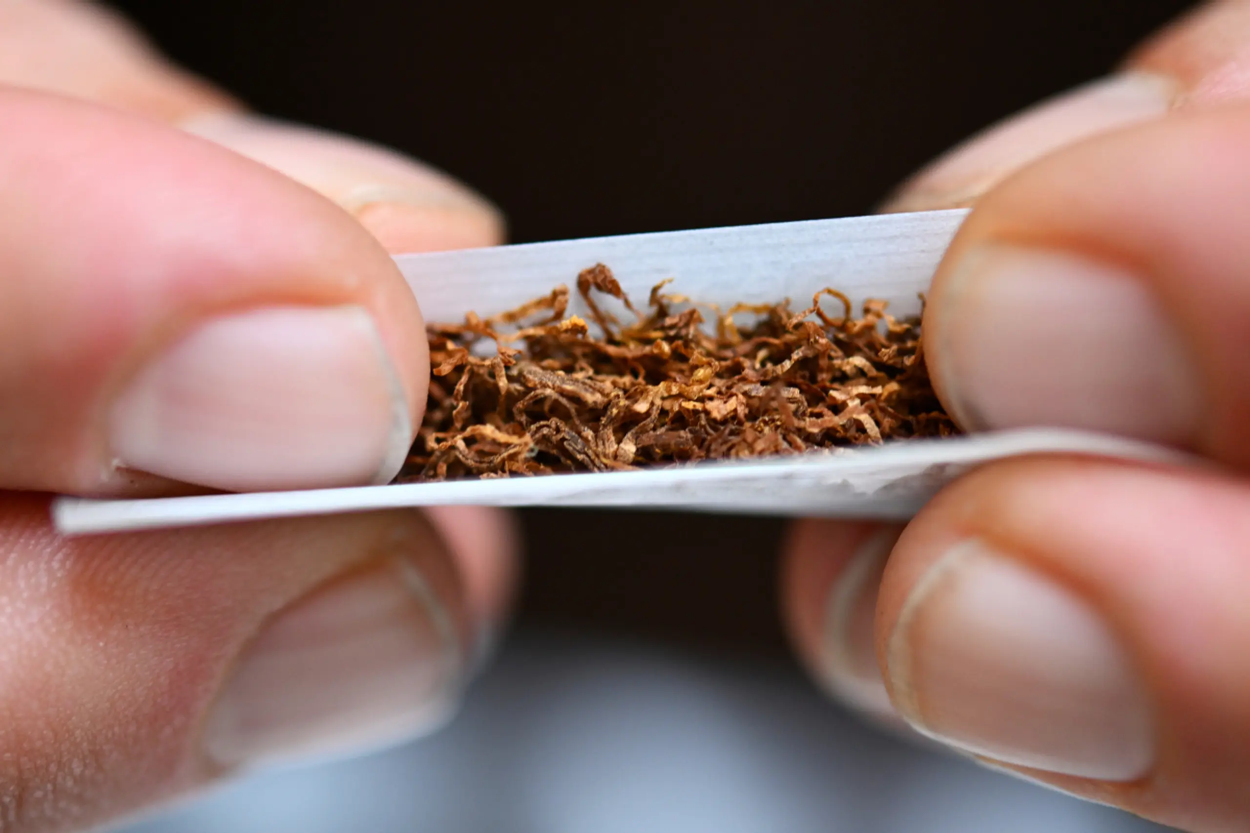 Es ist bekannt dass Rauchen den Knochenstoffwechsel stark schädigt