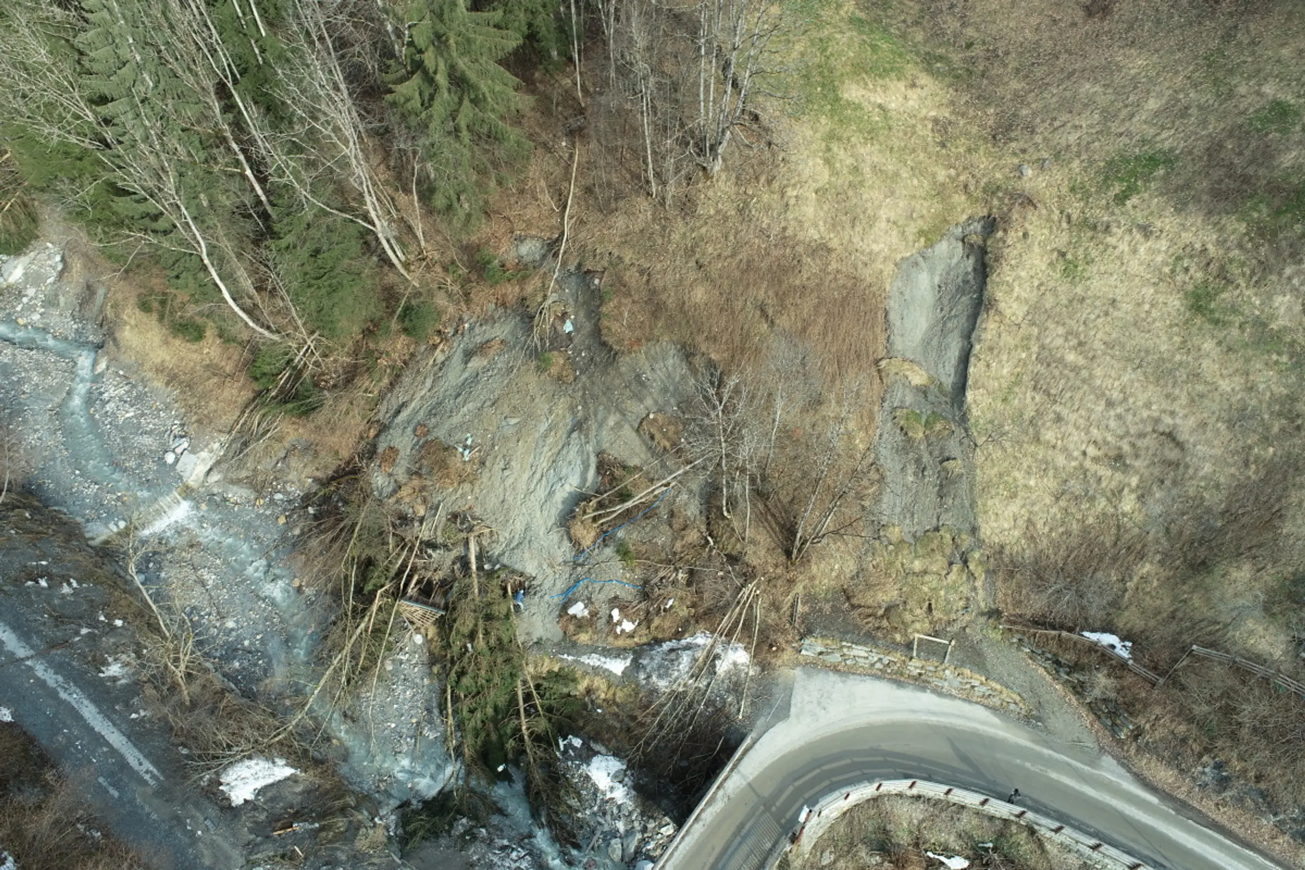 ++ HANDOUT ++ Risiko von Erdrutschen steigt durch Extremwetterereignisse