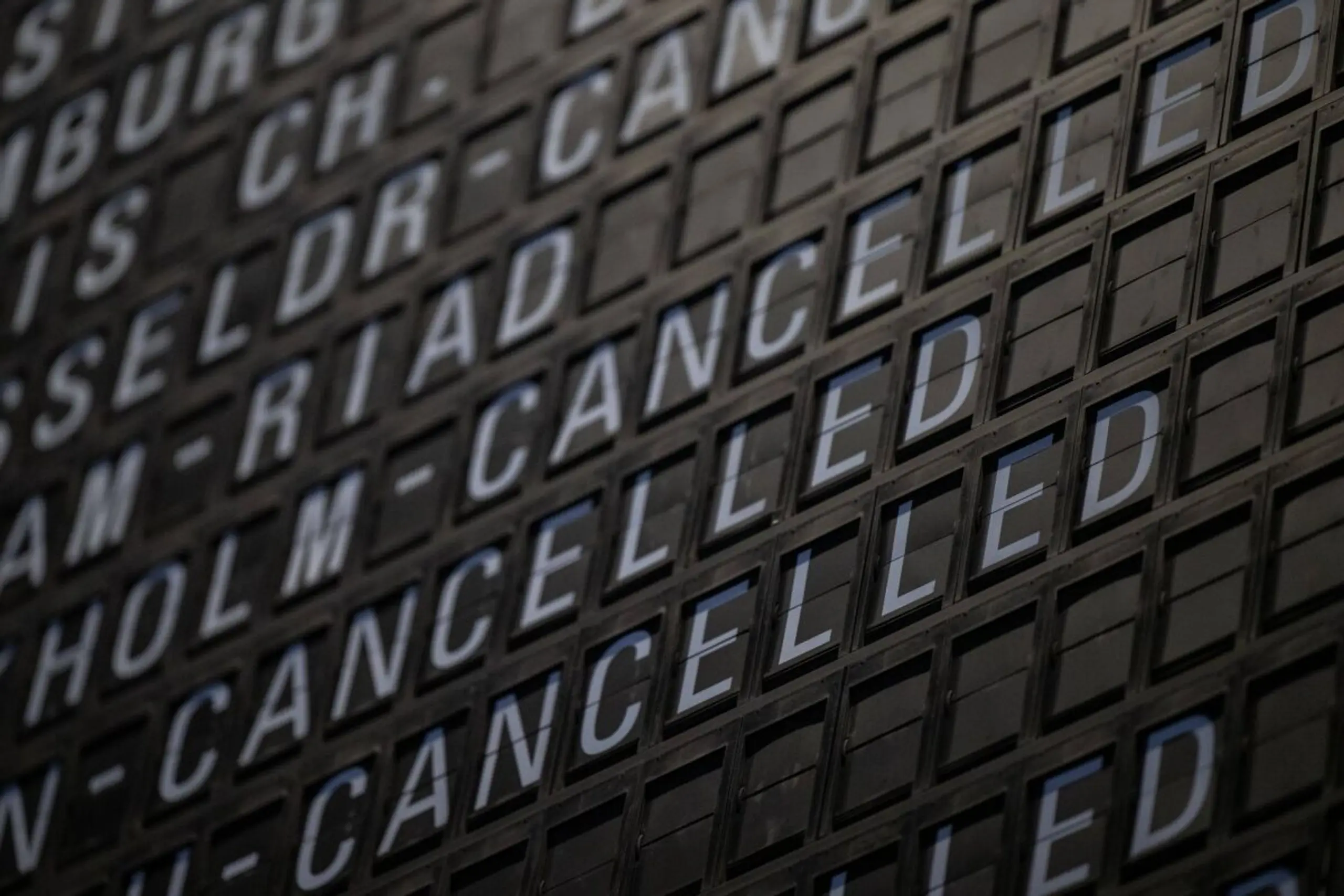 Zahlreiche Flüge fallen aus