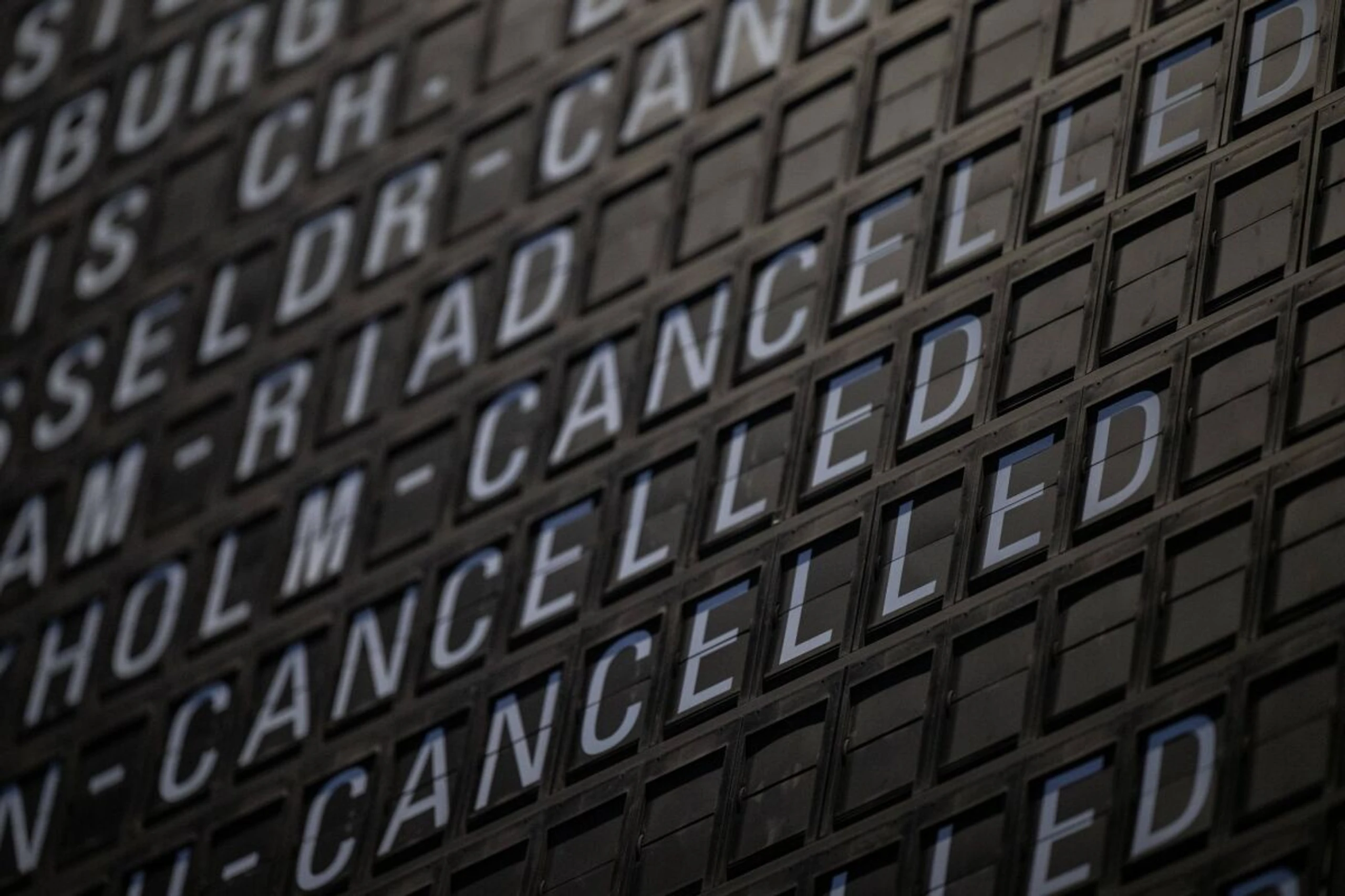 Zahlreiche Flüge fallen aus