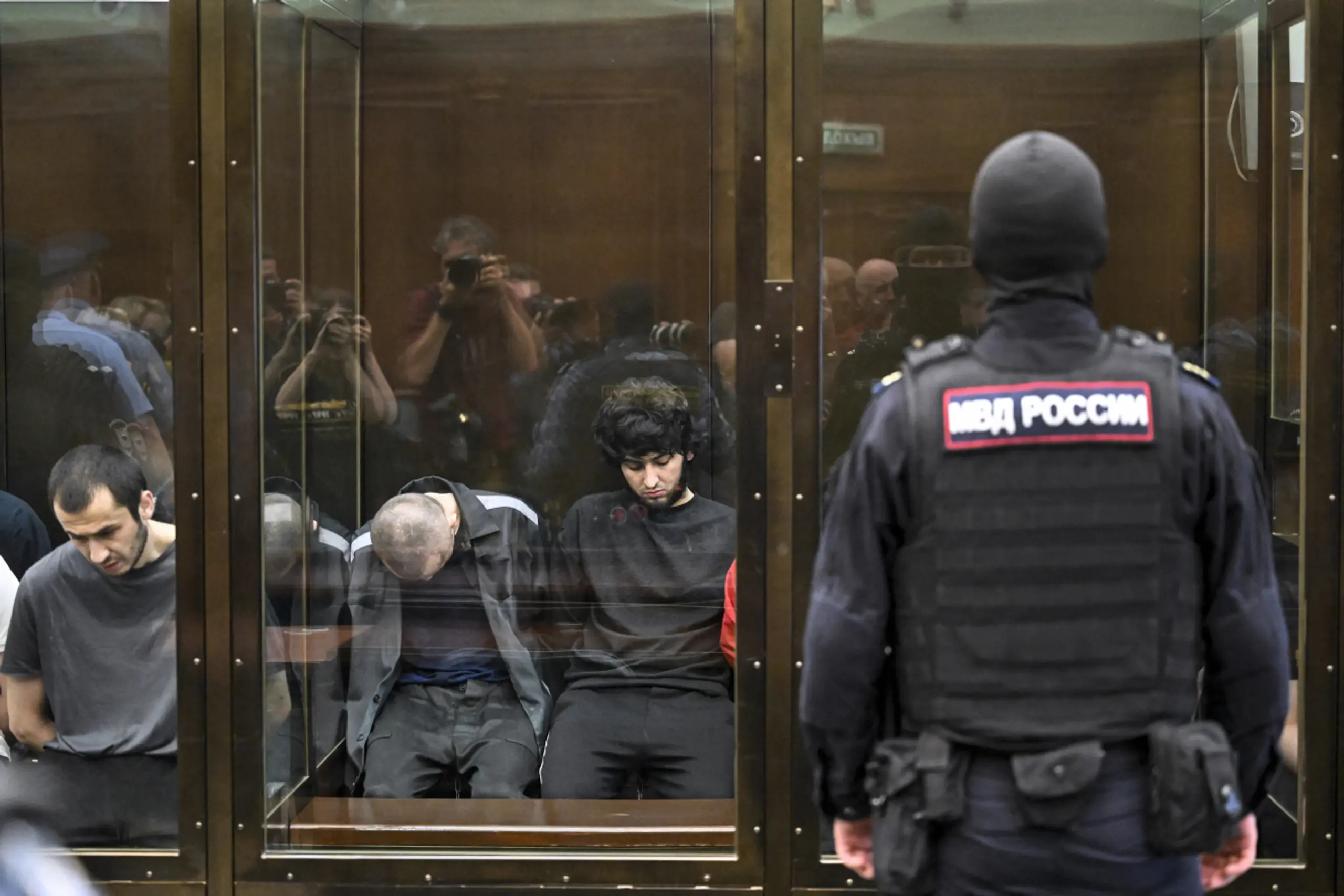 Drei der Angeklagten am Donnerstag vor Gericht