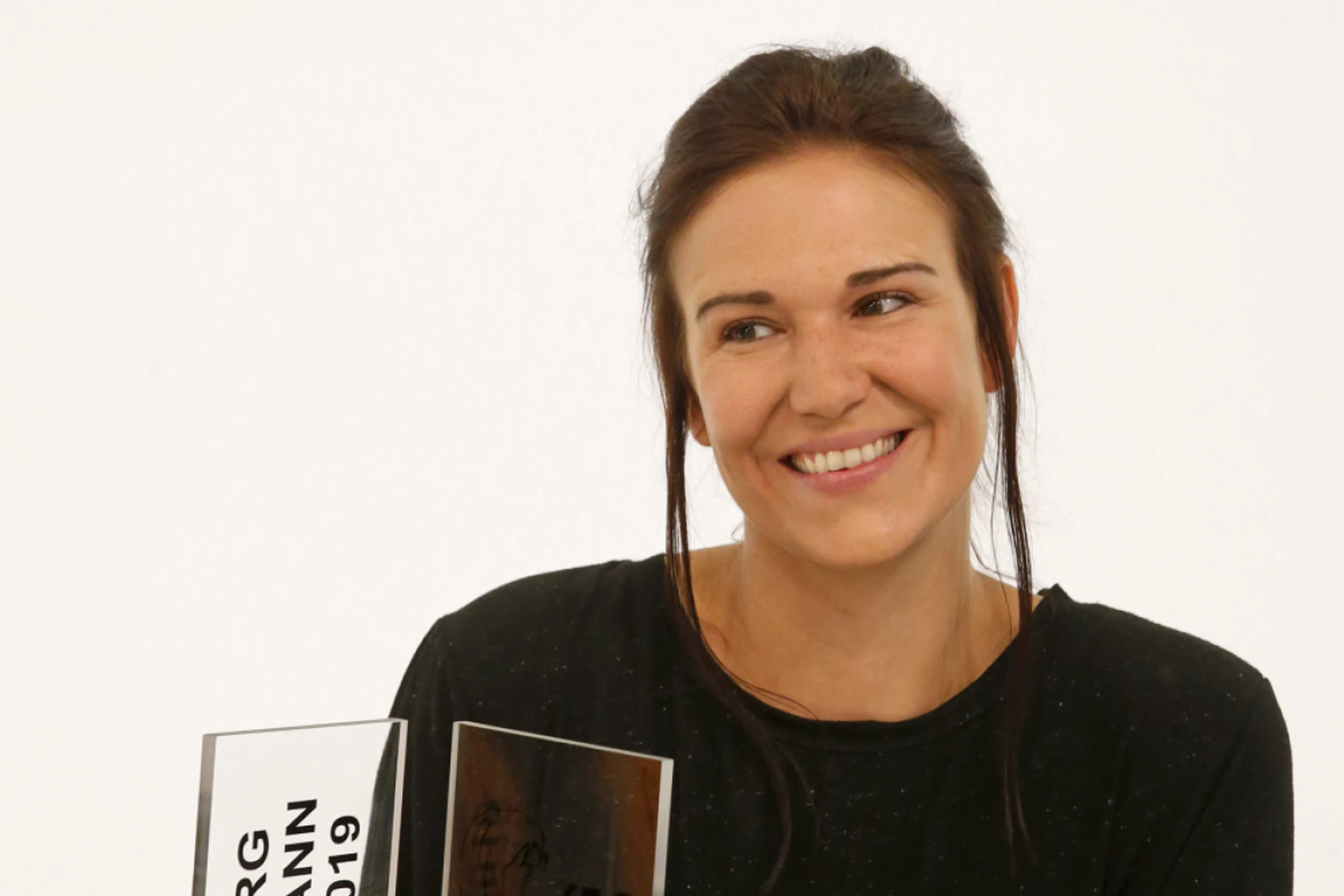 Birgit Birnbacher 2019 als frisch gekürte Bachmann-Preisträgerin