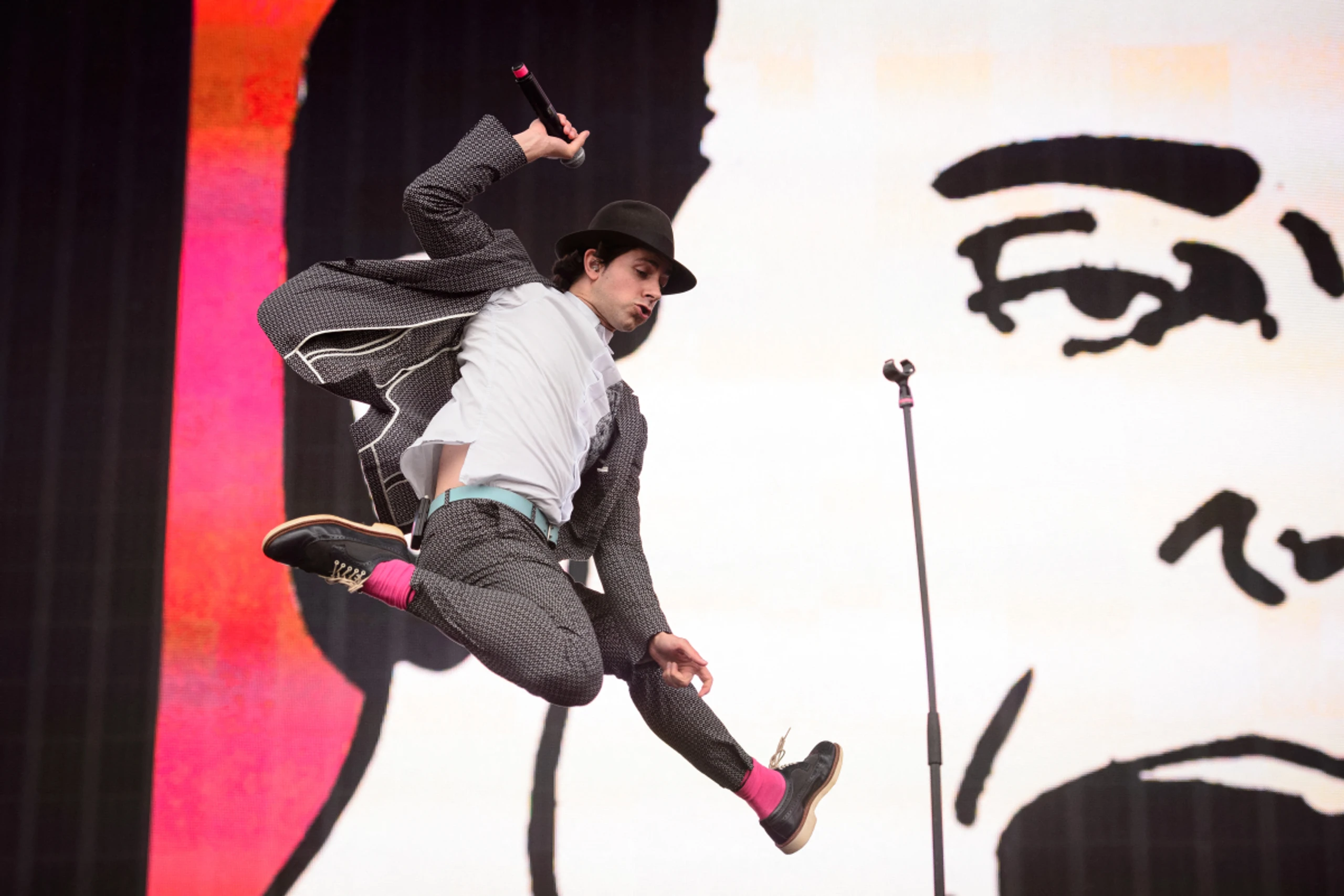 Paul Smith bei einem Konzert von Maximo Park 2014 in London