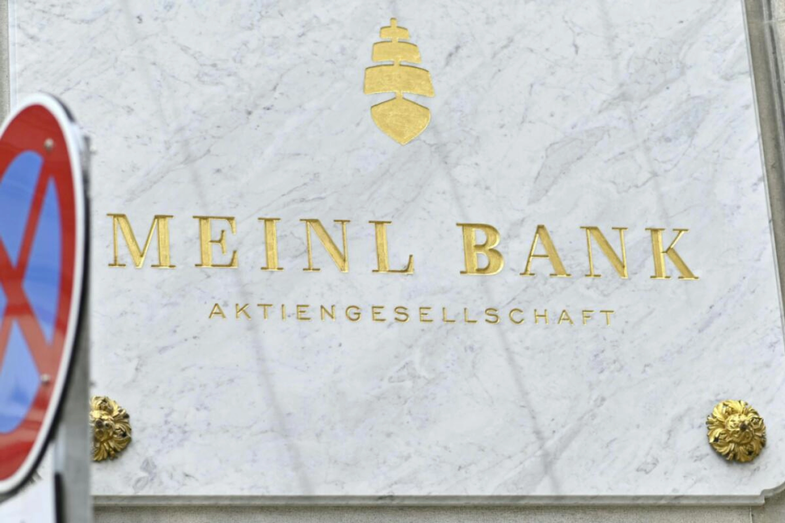 Meinl hat Millionen als Berater der Meinl Bank kassiert