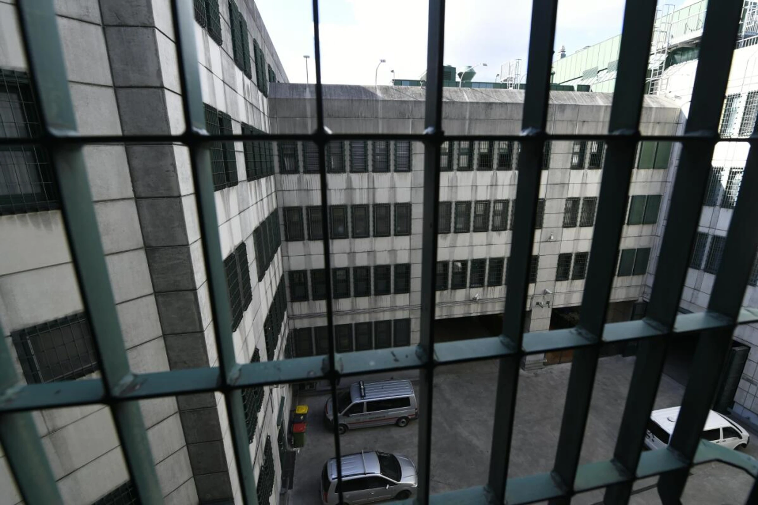 Äußerst kritische Berichte zu JA Josefstadt und JA Hirtenberg