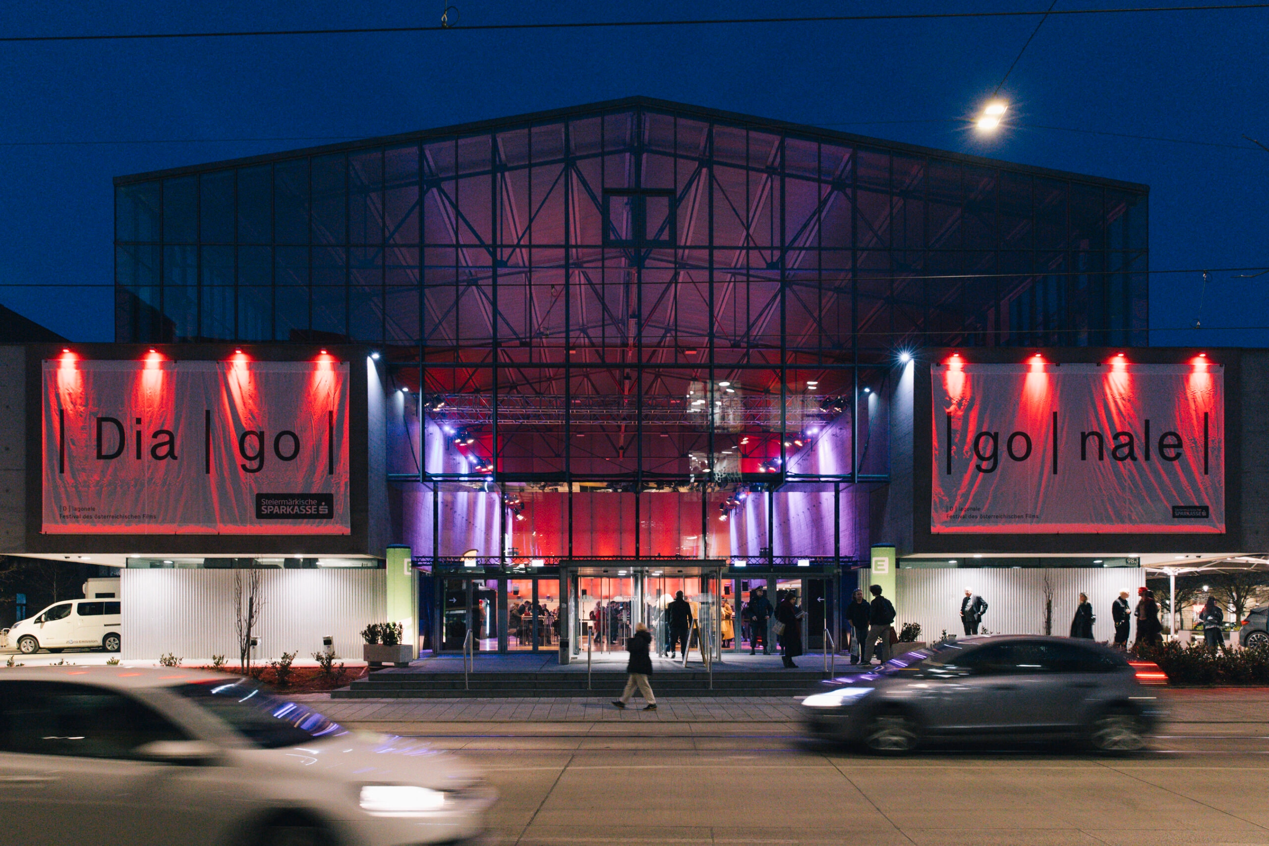 Diagonale 26 eröffnet: Räume ohne Likes und Disruption durch Banales