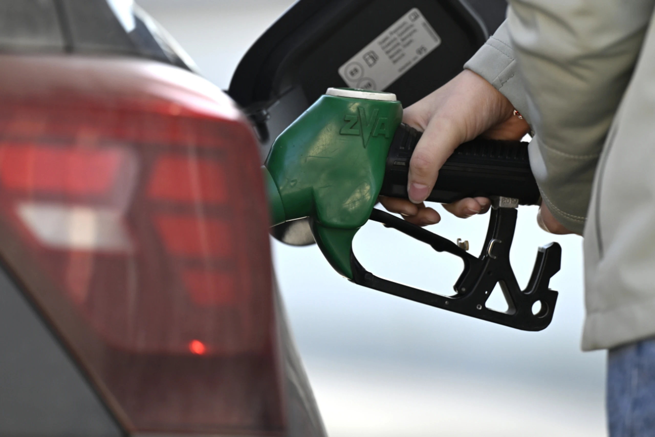 Sprit kostet 30 bis 50 Cent mehr als vor Beginn des Iran-Kriegs