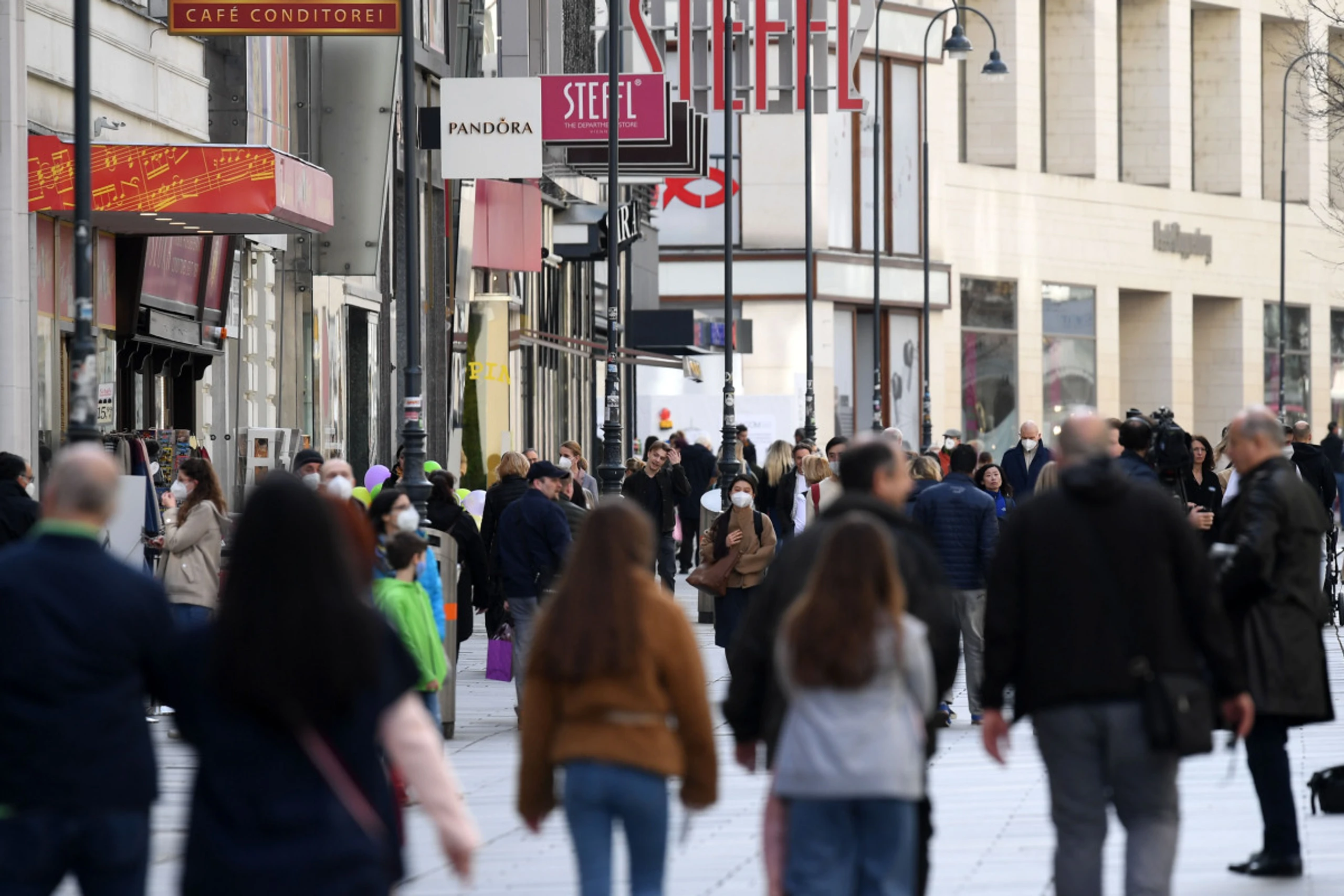 Song-Contest-Fans sollen am Sonn- und Feiertag shoppen können.