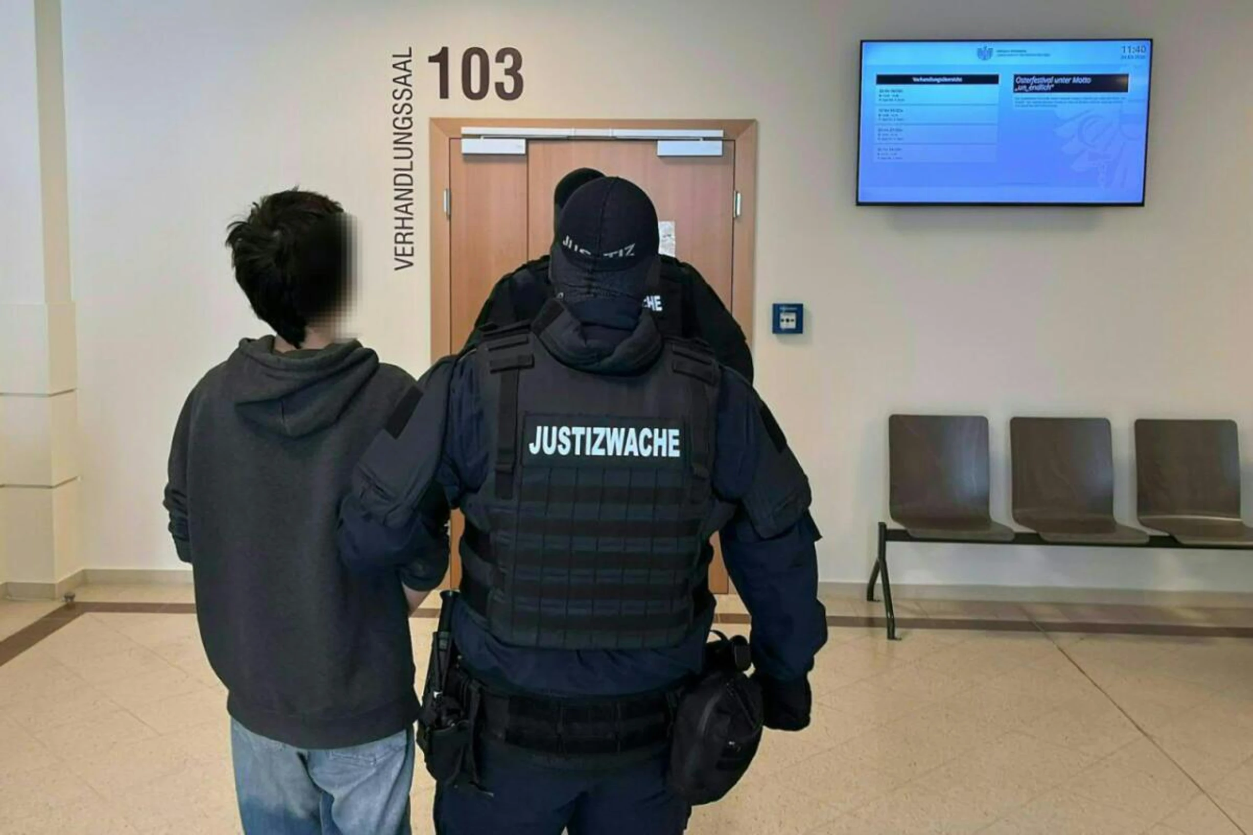 Beweislage gegen 15-Jährigen in zentralen Anklagepunkten "zerbröselt"