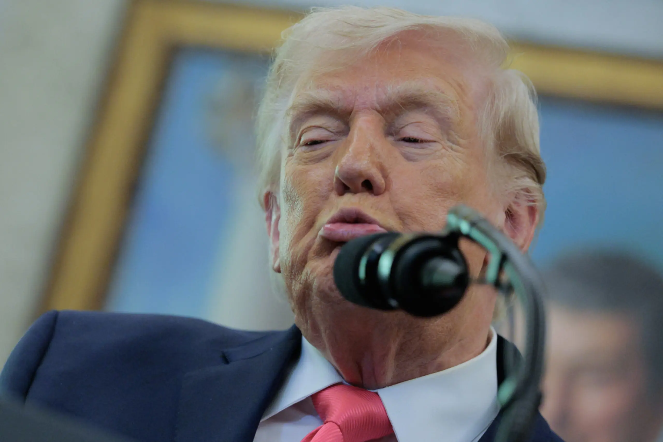 "Stimmt für Viktor Orbán"