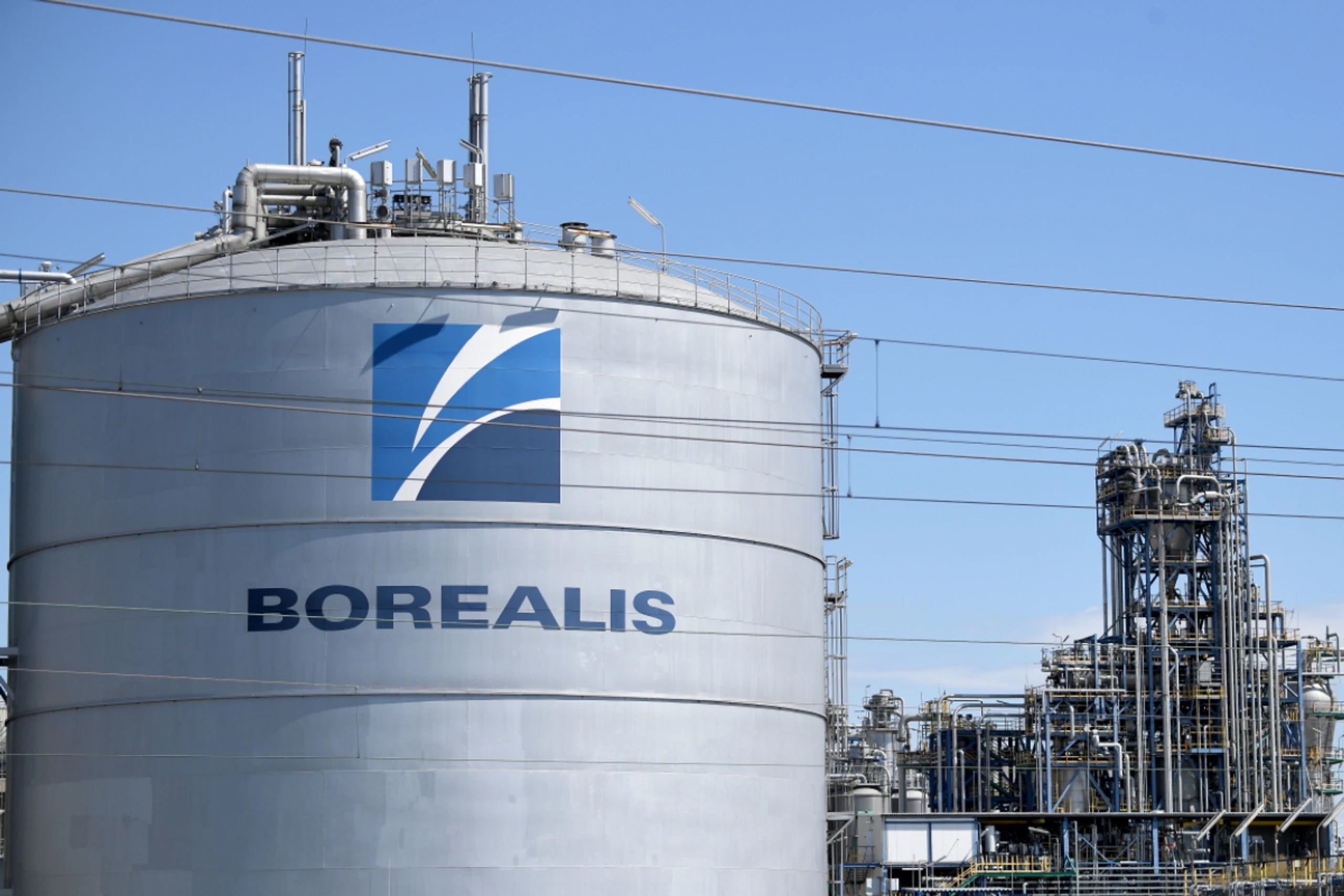 Fusion von Borealis und Borouge, dann Übernahme von NOVA Chemicals