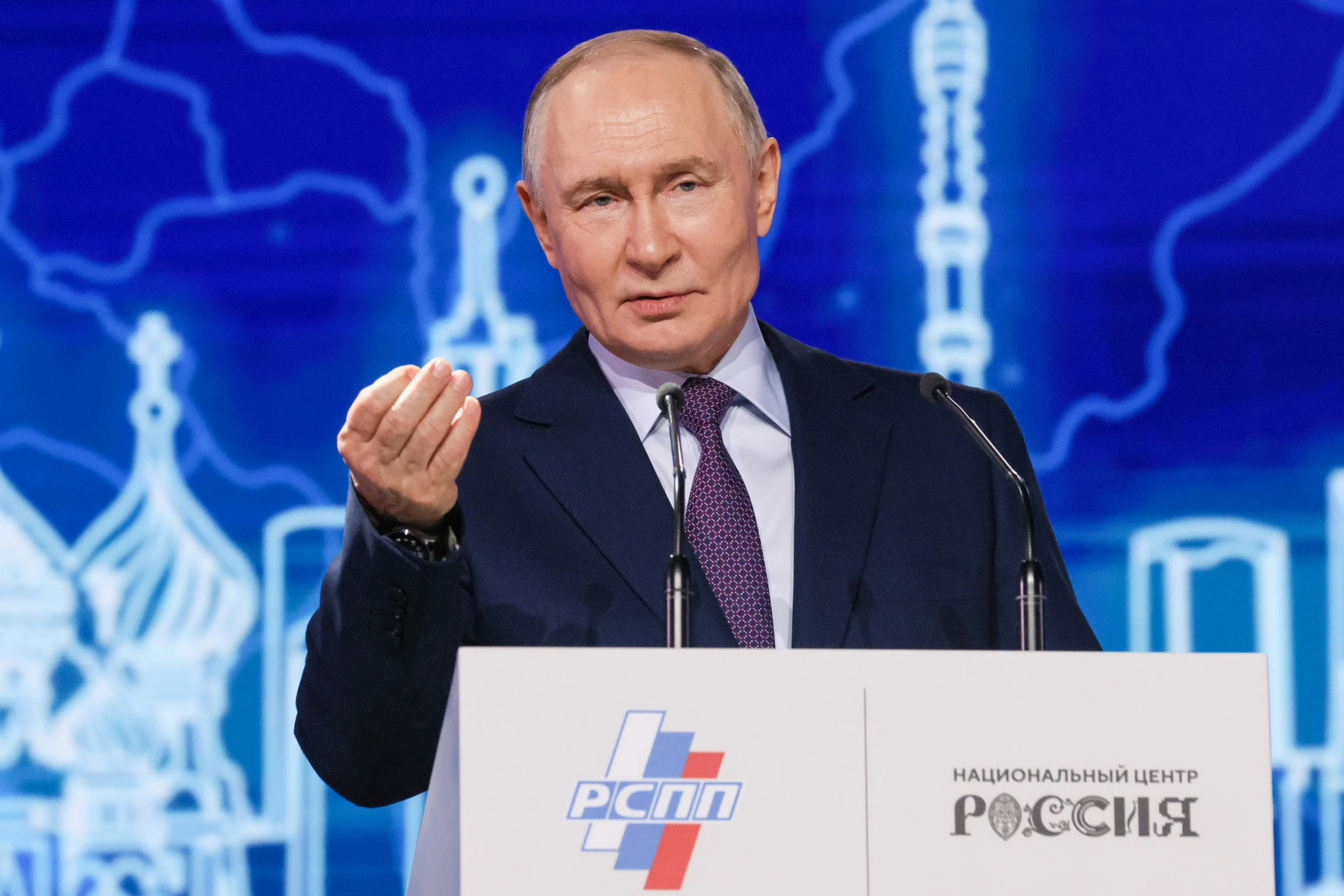 Putin soll Oligarchen um Spenden für Staatsbudget gebeten haben