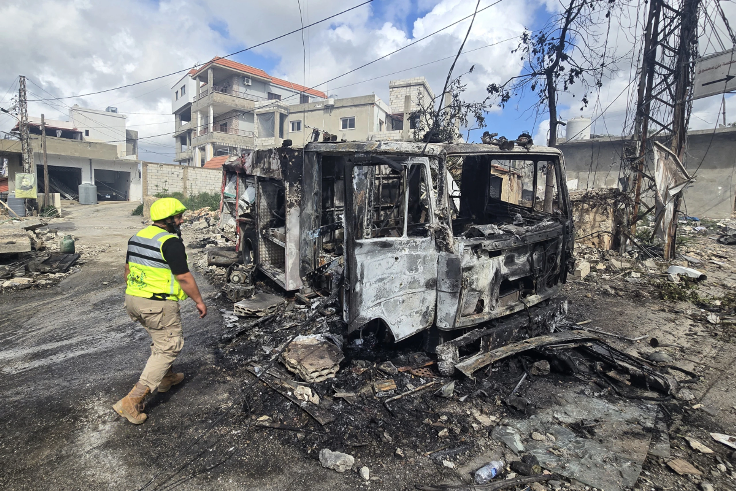 Israel bombardiert Vororte von Beirut