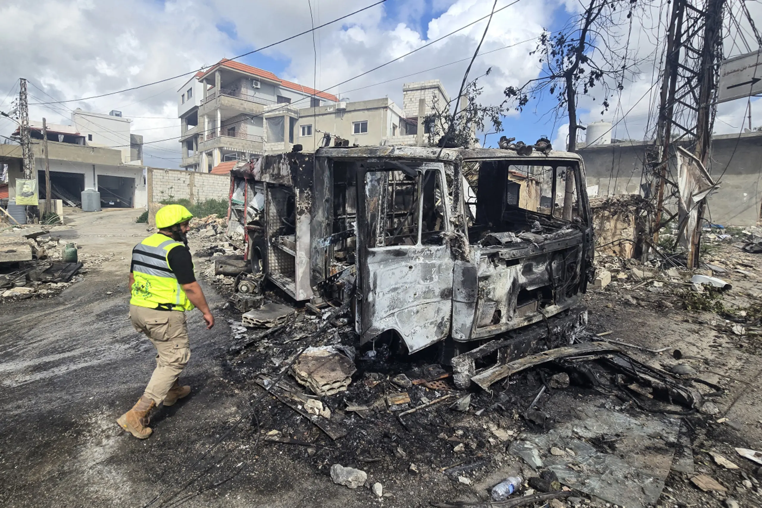 Israel bombardiert Vororte von Beirut